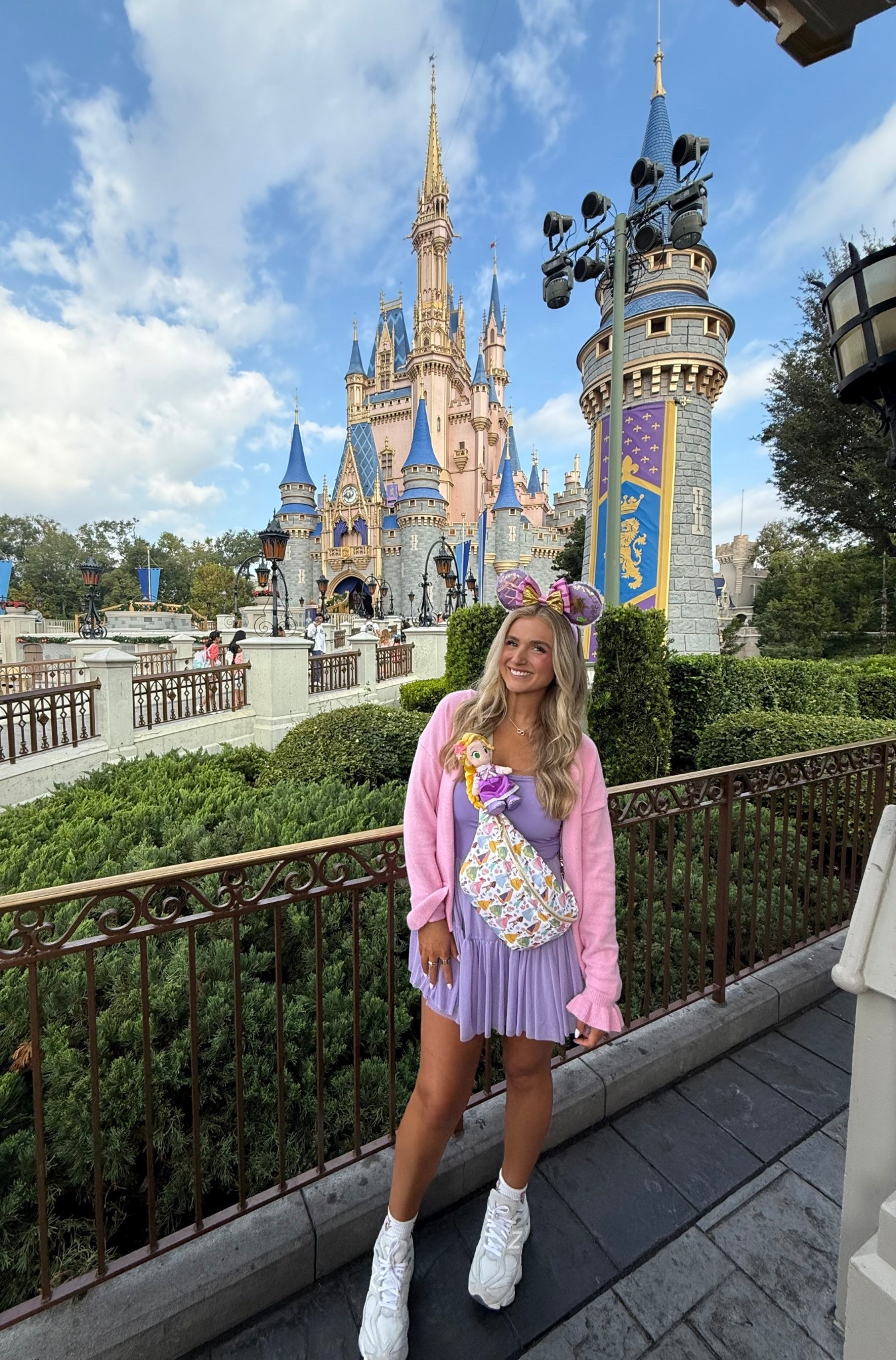 Rapunzel inspired outfit for Magic Kingdom in Disney World 🩷💜 
#disney #ootd #outfitinspo 

#LTKFindsUnder50 #LTKActive #LTKootd