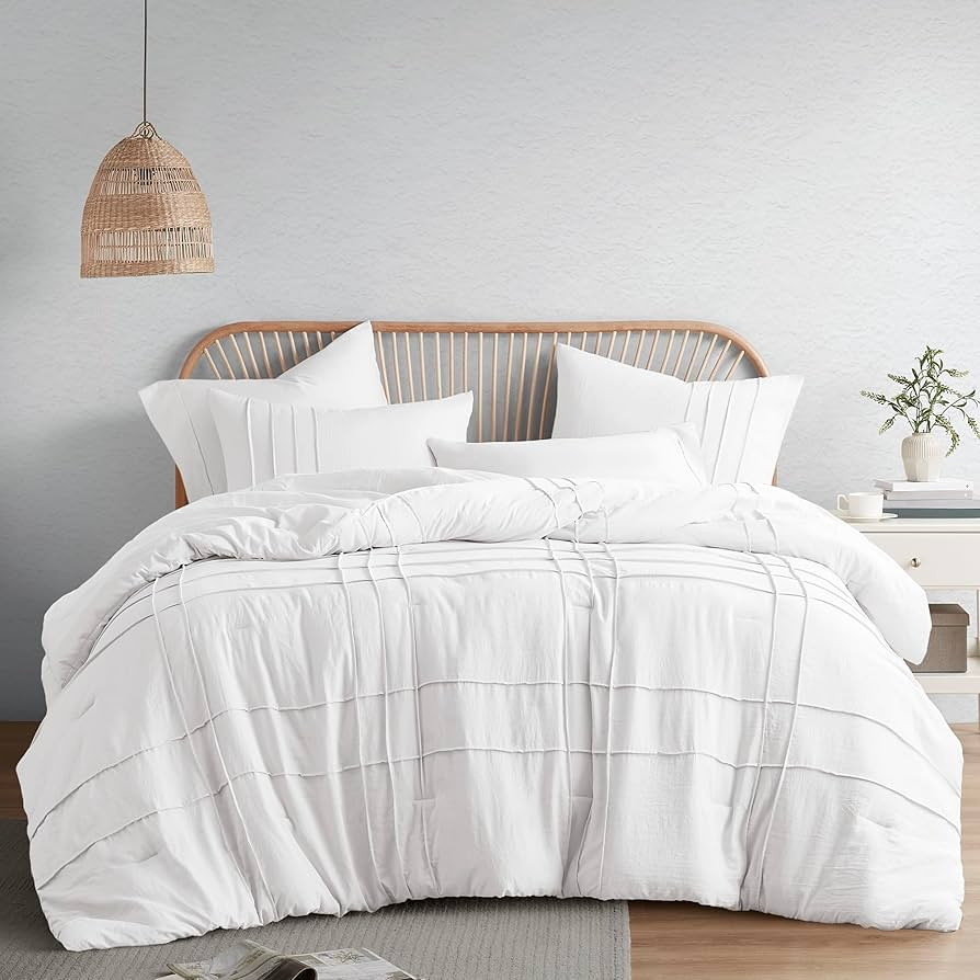 Amazon.com - Comfort Spaces Cream King Comforter Set - 3 Pieces Pintuck Pleated Farmhouse Bedding... | Amazon (US)