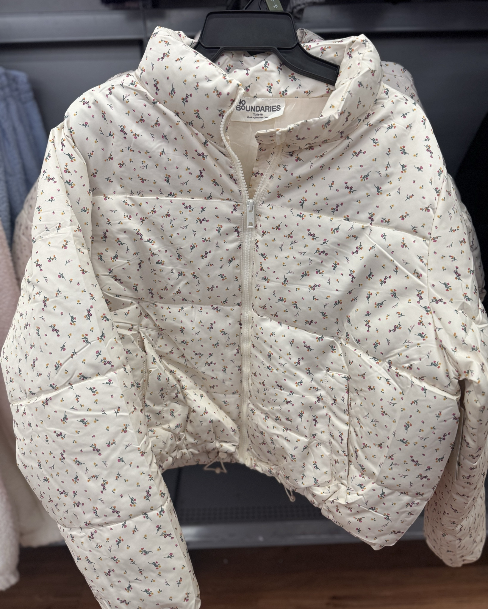 How cute is this jacket! 😍💐
No Boundaries Puffer Jacket


#LTKSeasonal #LTKmomlife #LTKFindsUnder50