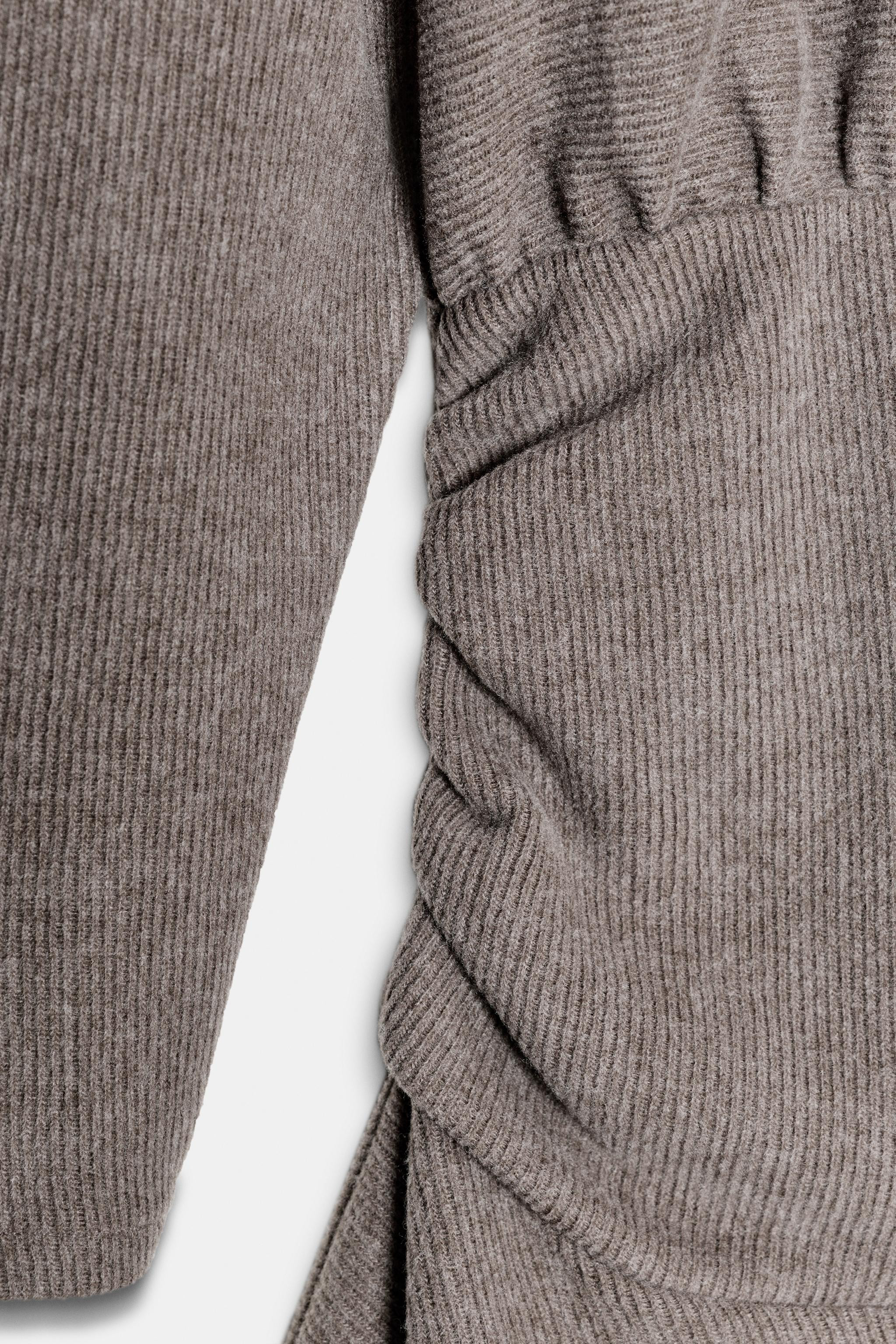 NEWSOFT BELTED SWEATSHIRT DRESS$ 49.90 taupe brown Gray marltaupe brown | 5584/806/707Add to cart... | Zara US