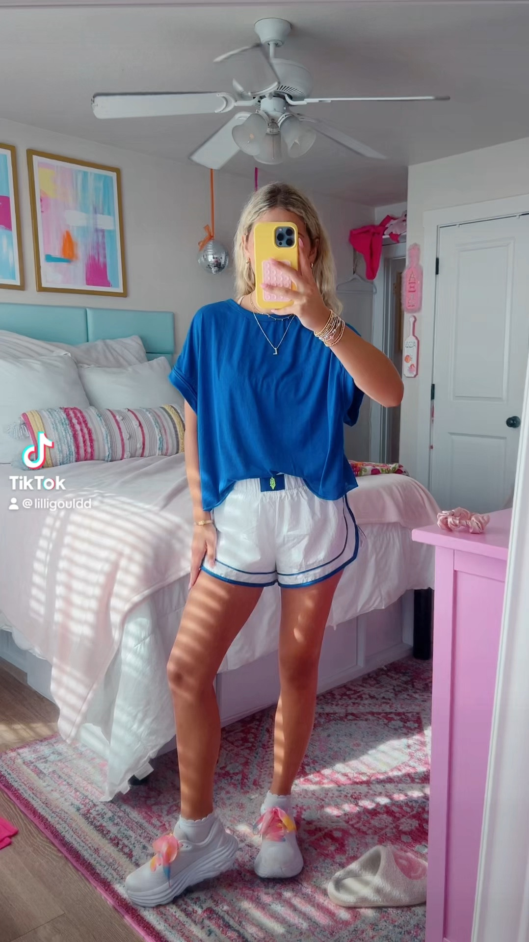 ootd details 💙

#LTKBeauty #LTKShoeCrush #LTKStyleTip