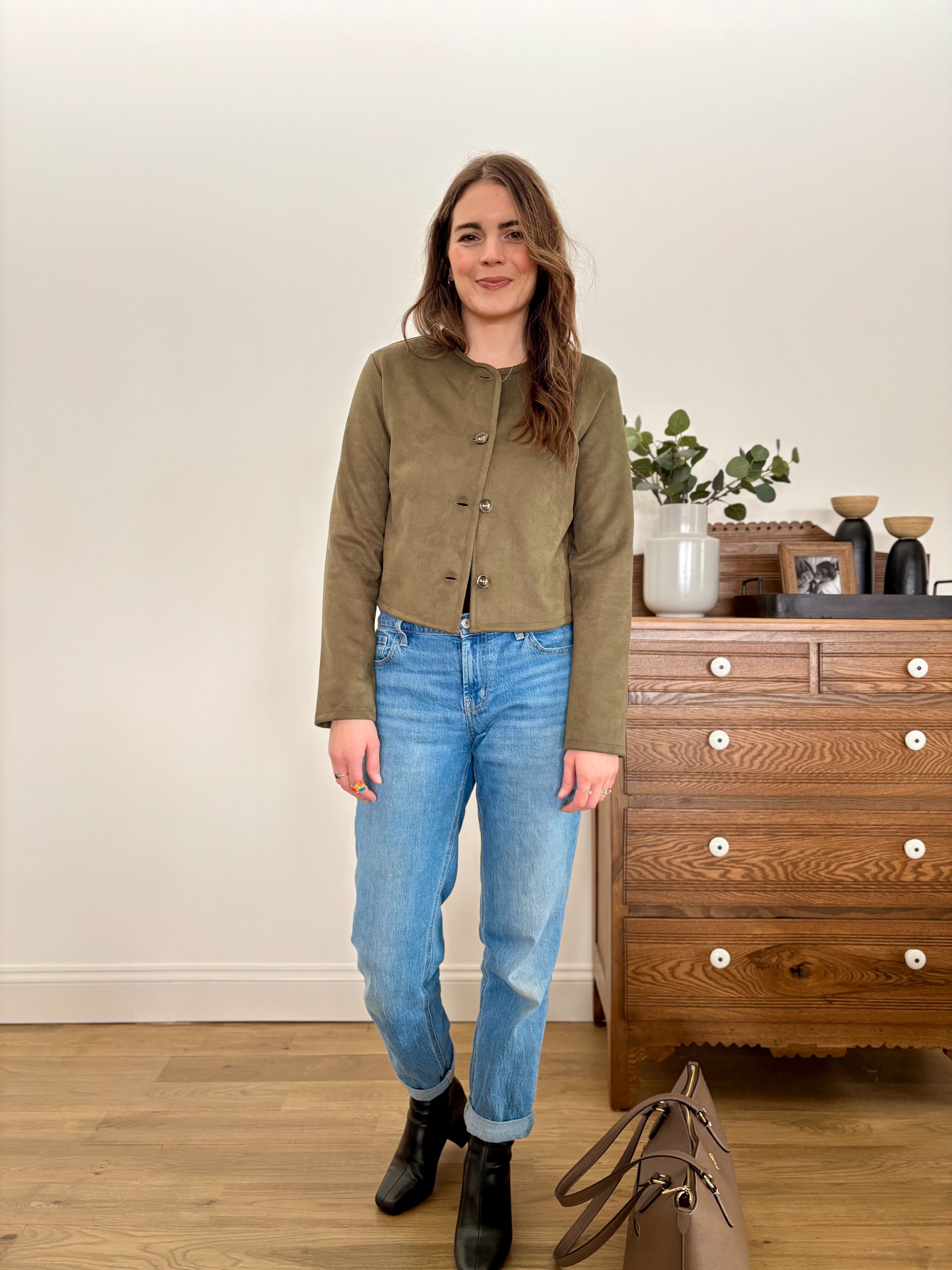 Mom Outfit 03 - Perfect for going to church or embarking on weekend adventures as a family! #MomStyle #Classic #Comfort #MomFashion #WinterOutfit #SpringOutfit 

 #LTKjeans #LTKmodest #LTKstyletip