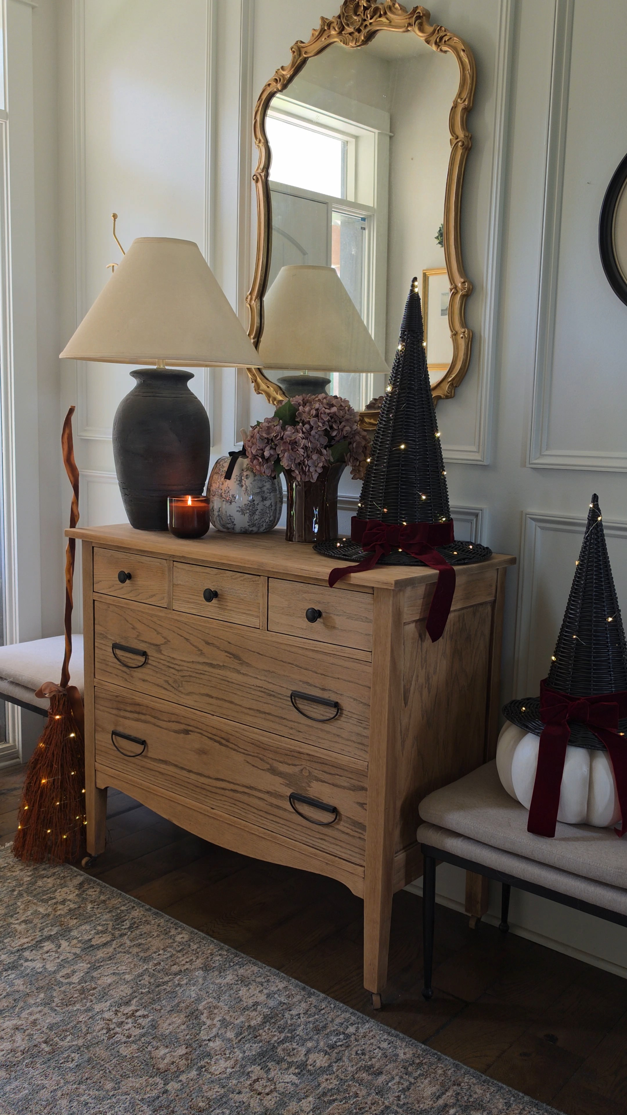 Chic and spooky Falloween in the entry.Love the twinkle lights

#LTKSeasonal #LTKHome