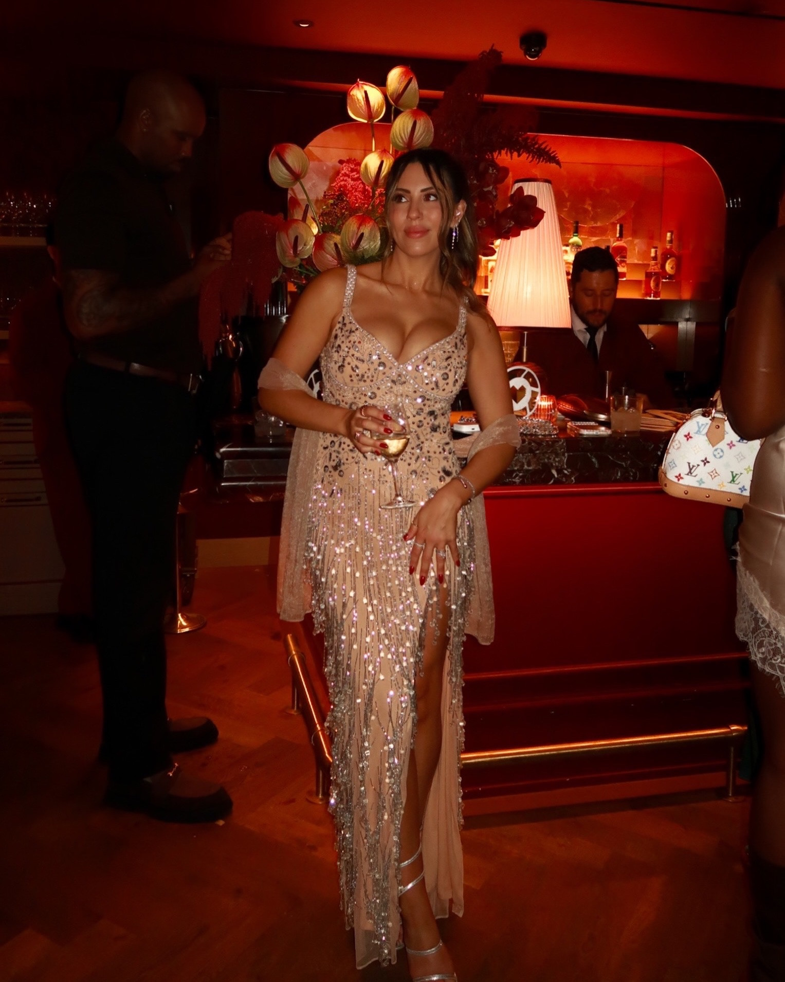 LTK awards night NYFW 26’… the absolute perfect statement Crystal embellished dress for a special occasion. It does run bigger so size down! I did a 4 but could have done a 2!!

Cocktail dress | sequin dress | statement dress | unique dress | crystal dress

#LTKNYFW #LTKgrwm #LTKootd