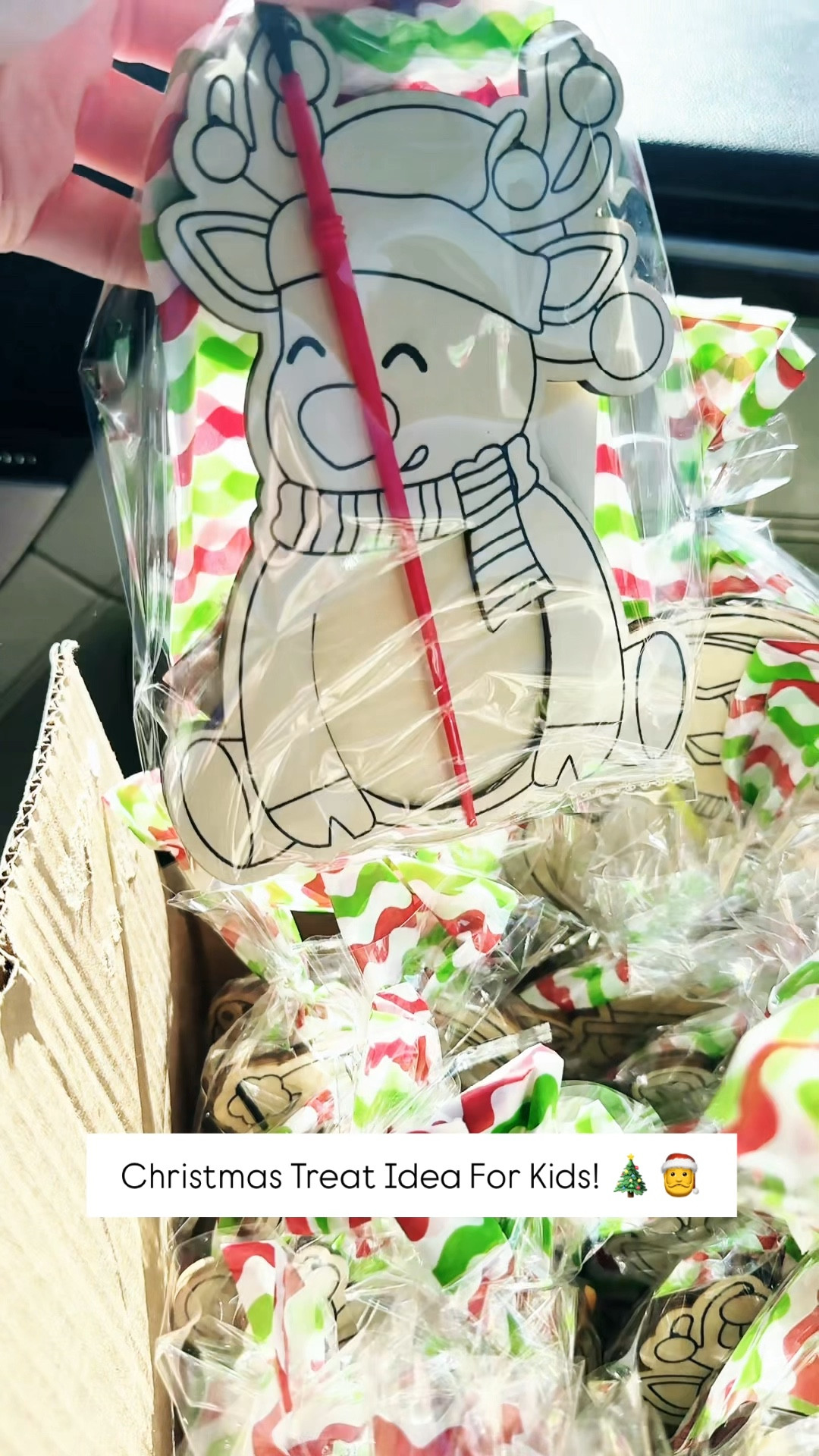 Made these for my 4 year old’s classmates for her school Christmas Party! 🎄 Cute holiday themed paint sets with the option to add a photo and display in your home. Paint and brushes come with it! A great non candy alternative that will give the kids activities to do at home during Christmas break. ♥️

#LTKHoliday #LTKGiftGuide #LTKKids