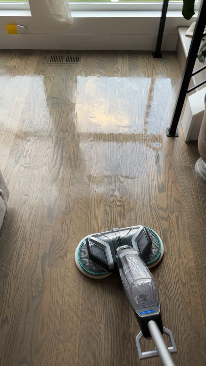 The spinny mop every domestic goddess needs 💁🏼‍♀️


#LTKhome #LTKfamily