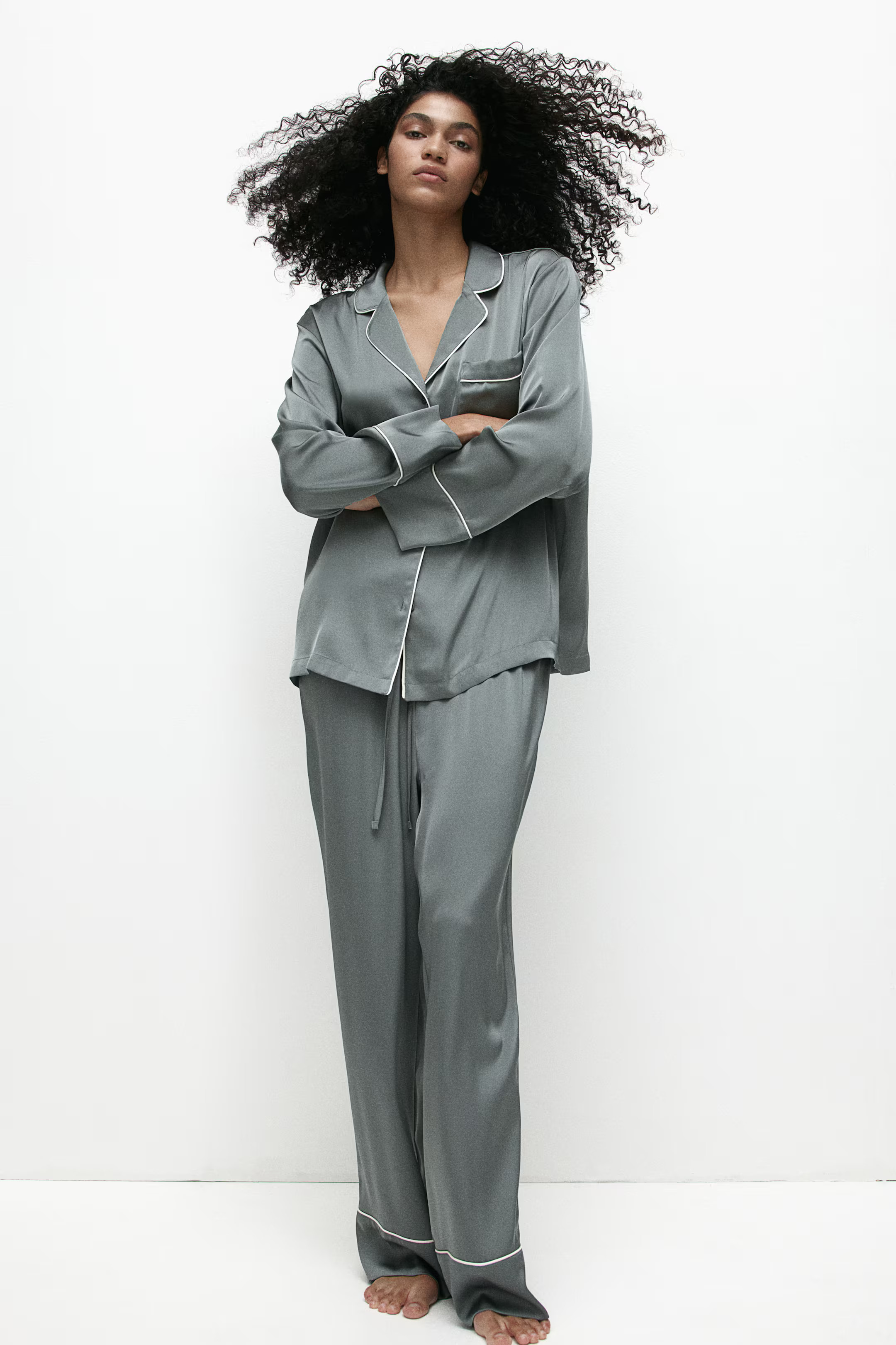 Satinpyjama | H&M (DE, AT, CH, NL, FI)