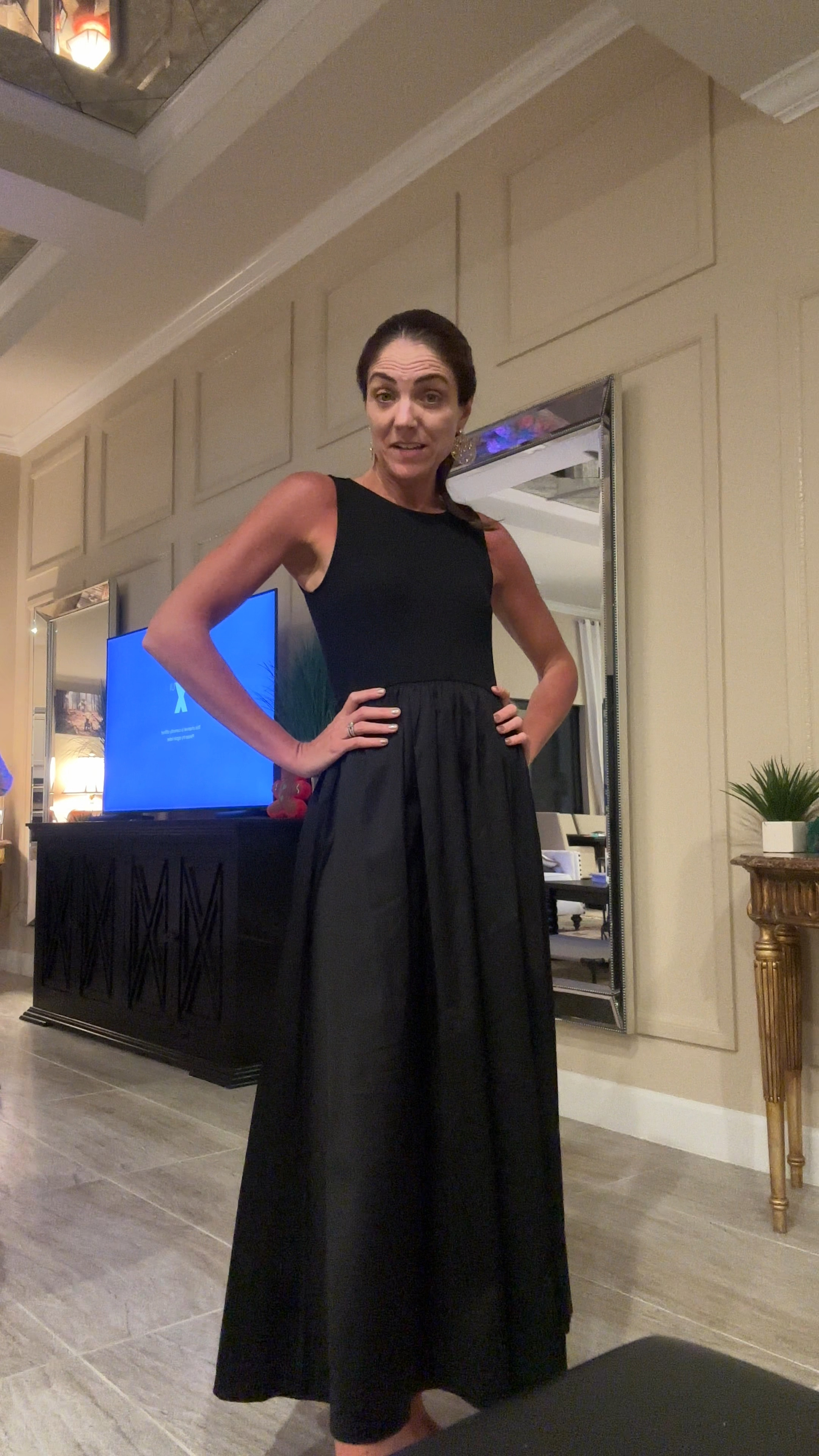 Hermoza fit check


#LTKTravel #LTKSeasonal #LTKShoeCrush