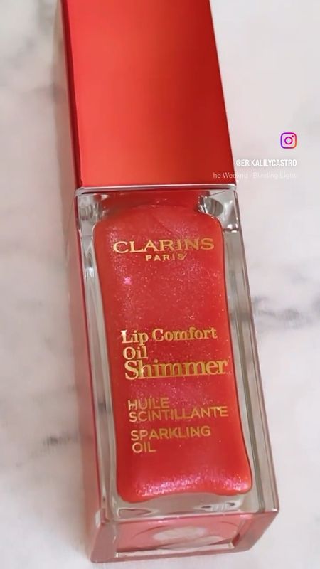 #Clarinsgiftedme #clarinsmakeup I love the Lip Comfort Oil Shimmer by @clarinsusa in the color “Pretty in Pink”. It adds a nice tint of color on my lips, leaves them moisturized and a quick pick me up on days when I don’t have time to apply any makeup. I’m going to need every shade! 👄 #octolyfamily 

Be sure to click on the link below or in my bio. These lip oils are a game changer!

https://www.octoly.com/c/hhn0x/r/hbbwp

#pdxblogger #beautyblogger #lifestyleblogger #portlandblogger #oregonblogger #pnwblogger #latinablogger #pdx #pdxpeople #portland #oregon #pnw #northwest #clarins #clarinslipoil #clarinslipoilshimmer #lipoilshimmer

#LTKbeauty #LTKVideo #LTKGiftGuide