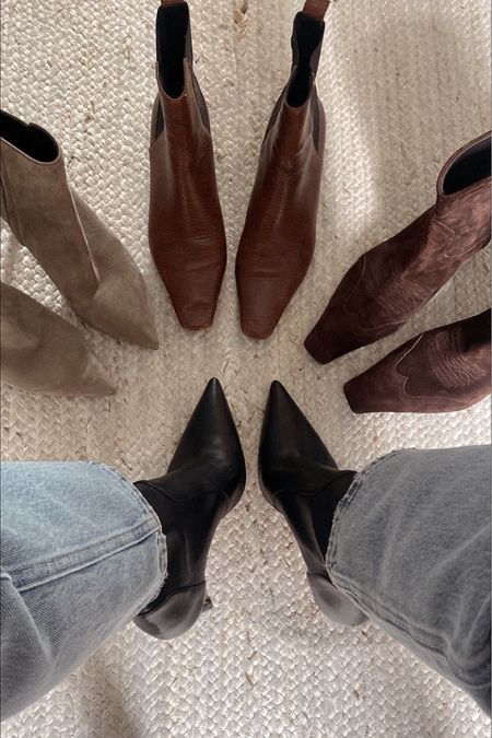 Some of my favorite fall boots are on sale! The Mariana Nubuck Knee Highs are only $120! Grab them while you can. 

boots l fall boots l knee high boots l spring boots l styling boots l boots outfit l heel l boot heel