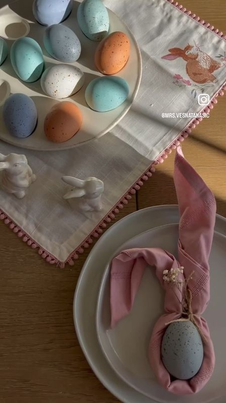 Easy bunny napkin fold for Easter you can do too🐰

This is my favorite way to fold napkins for Easter. I mean, look how cute it is! 

Easter, tablescape, spring, Easter napkins, Easter napkin fold, Easter tablescape, Easter eggs, Easter egg, Target home, Target Easter, Amazon Easter, eggs, Easter decor, spring decor, 

#LTKhome #LTKFind #LTKSeasonal