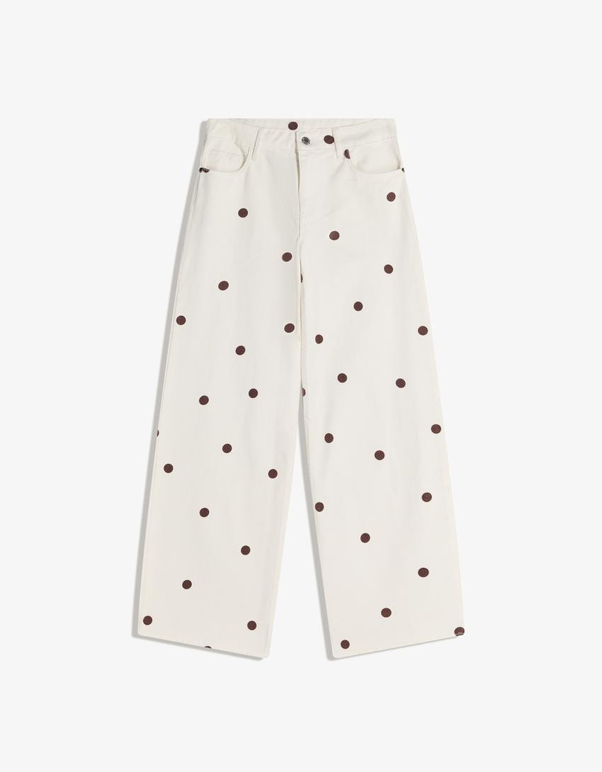 Jeans mit weitem Bein und Tupfen - Damen | Bershka DE