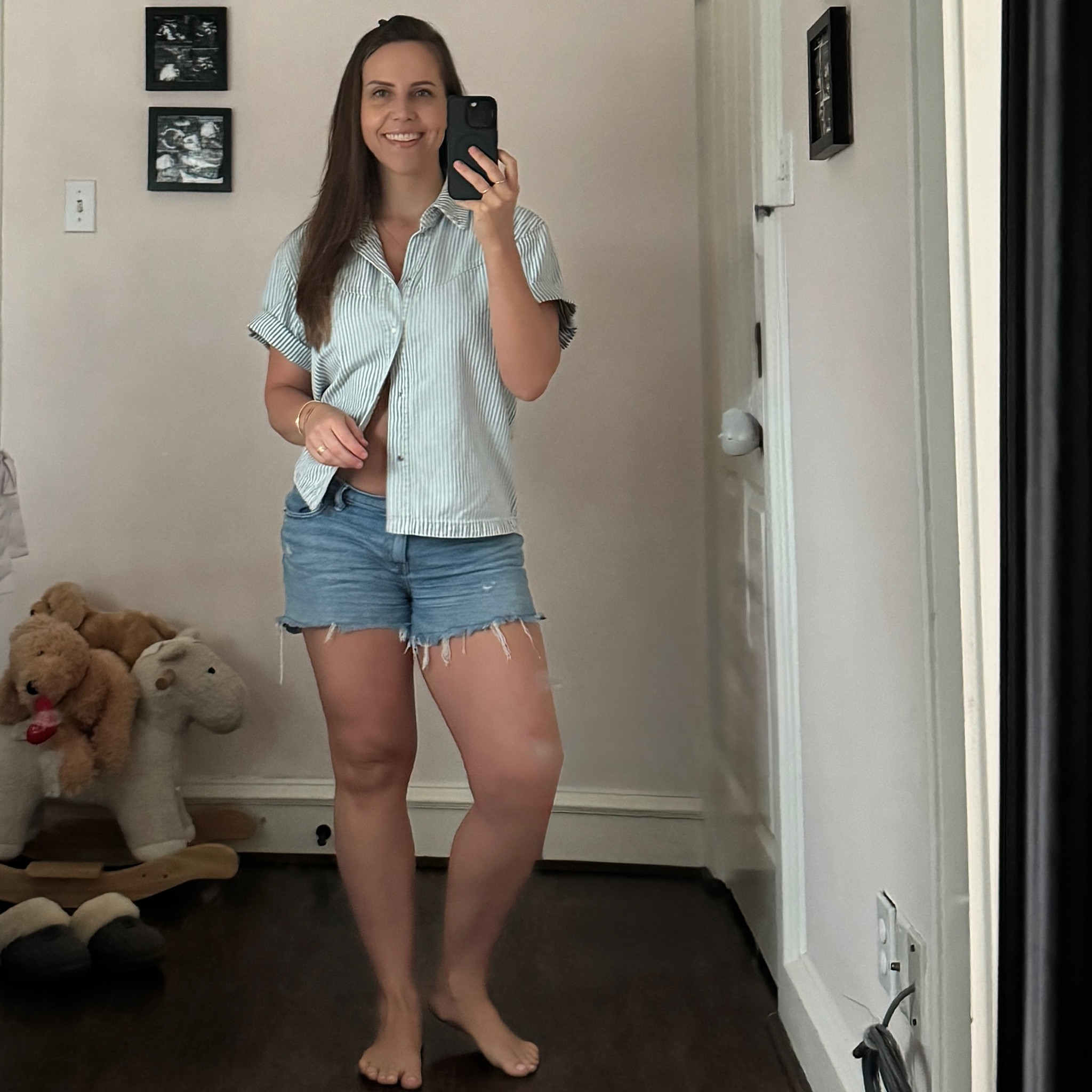 This oversized button up denim short sleeve shirt should be a wardrobe staple. Wearing a medium. Would size down though  

#LTKBump #LTKPetite #LTKootd
