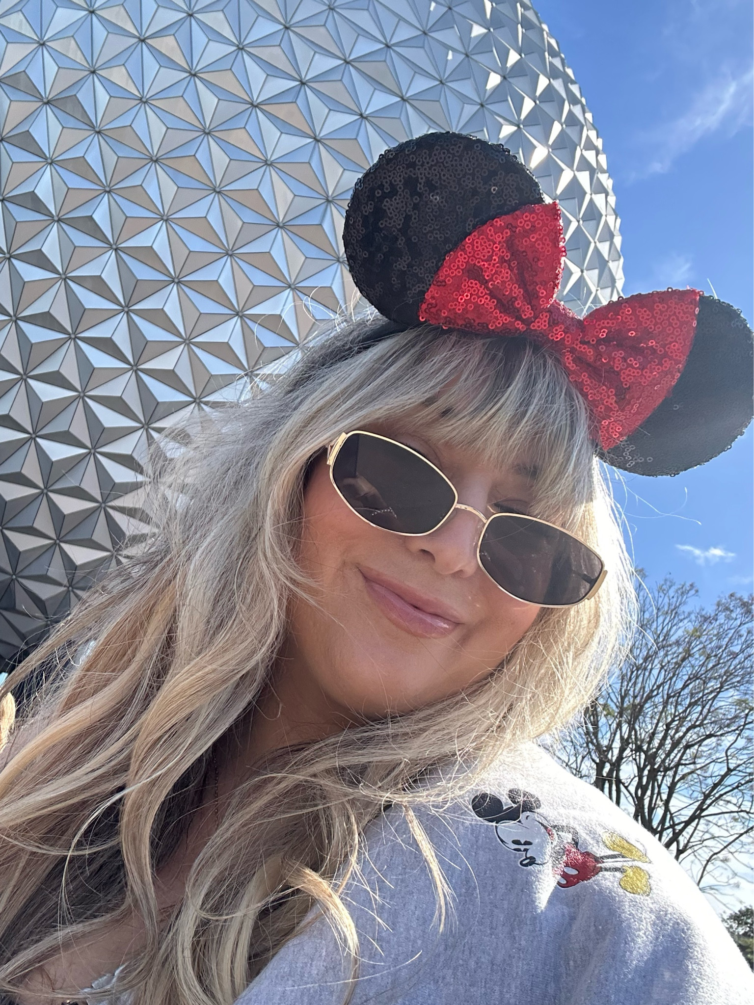 What I wore to Disney world! Epcot outfit - Disney outfit - Walt Disney World outfit - Minnie ears - Mickey ears 

#LTKfindsunder50 #LTKfindsunder100