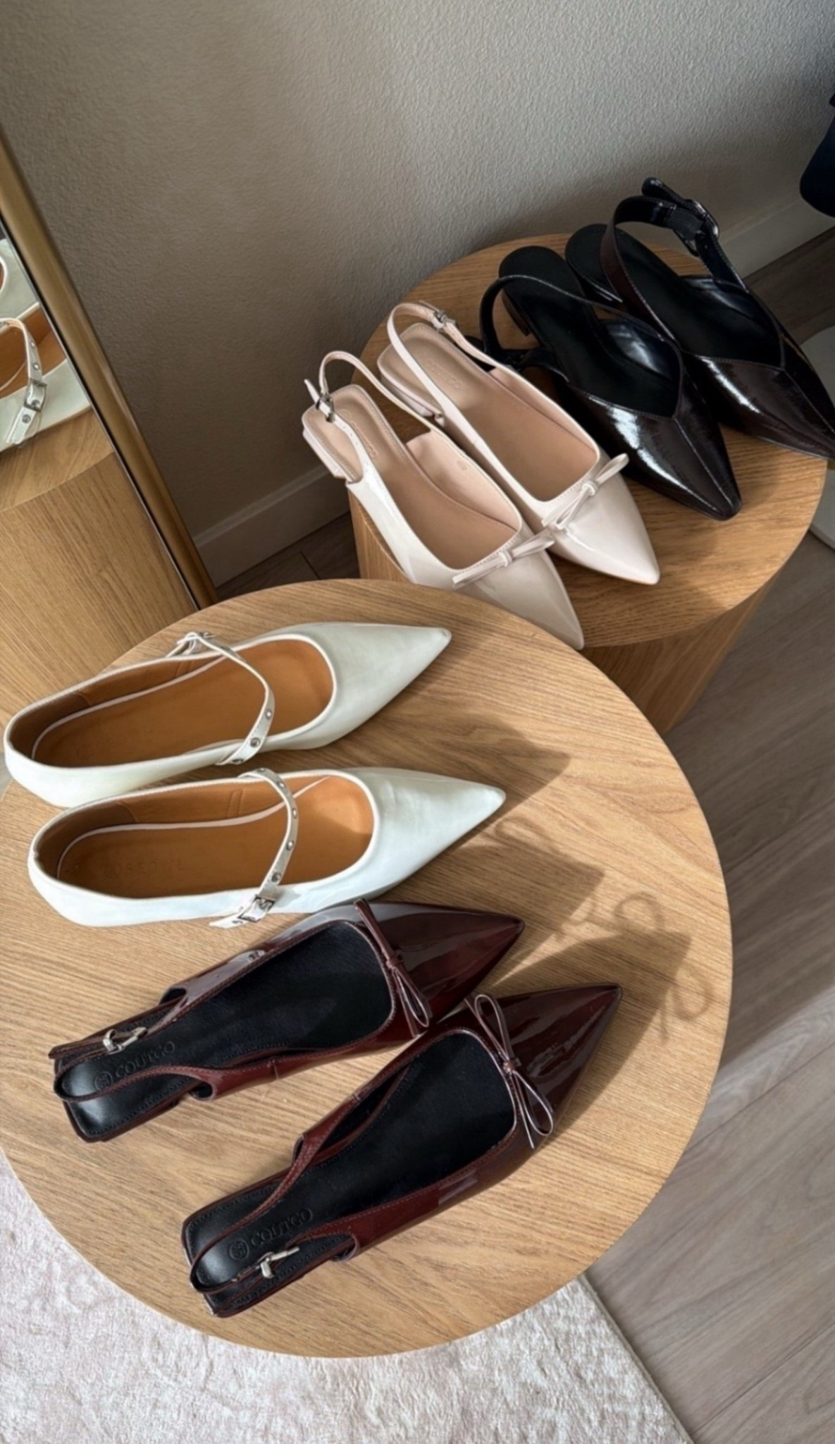 Sling backs
Spring shows 
Flats 
Pointy toe flats
Women’s shoes 