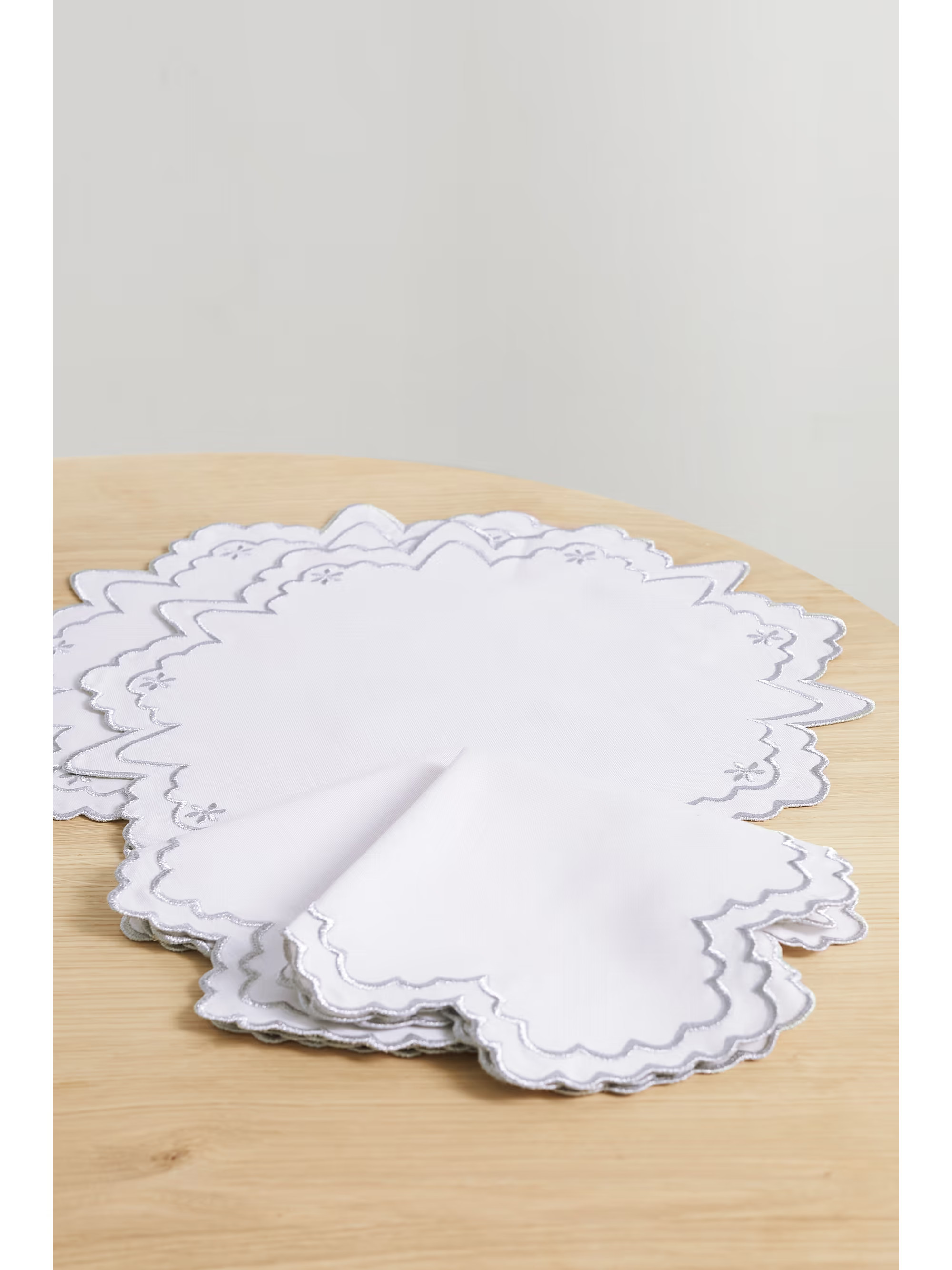 Snowflake set of four embroidered cotton napkins and placemats | NET-A-PORTER (US)