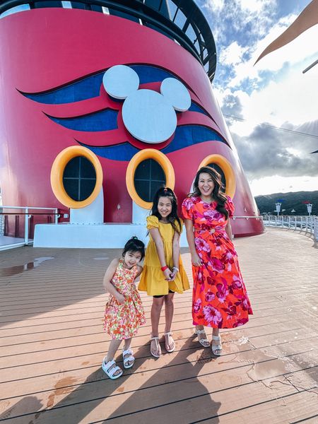 What to wear on a Disney cruise dinner for moms and kids
Minnie Mouse outfit for girls
Scoop Walmart dress


#LTKfamily #LTKtravel #LTKkids