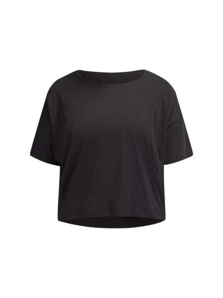 Cates Cropped T-Shirt | Women's Short Sleeve Shirts & Tee's | lululemon | Lululemon (US)
