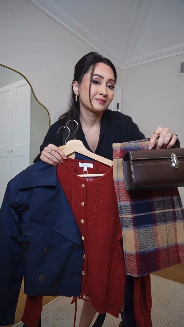 Playing with navy & red today 💙❤️honestly, this combo just gets the season👌🏼 code “ Siva20” for discount on Rihoas website 😉
#officewearstyle #winterstreetstyle

#LTKootd #LTKgrwm #LTKHoliday