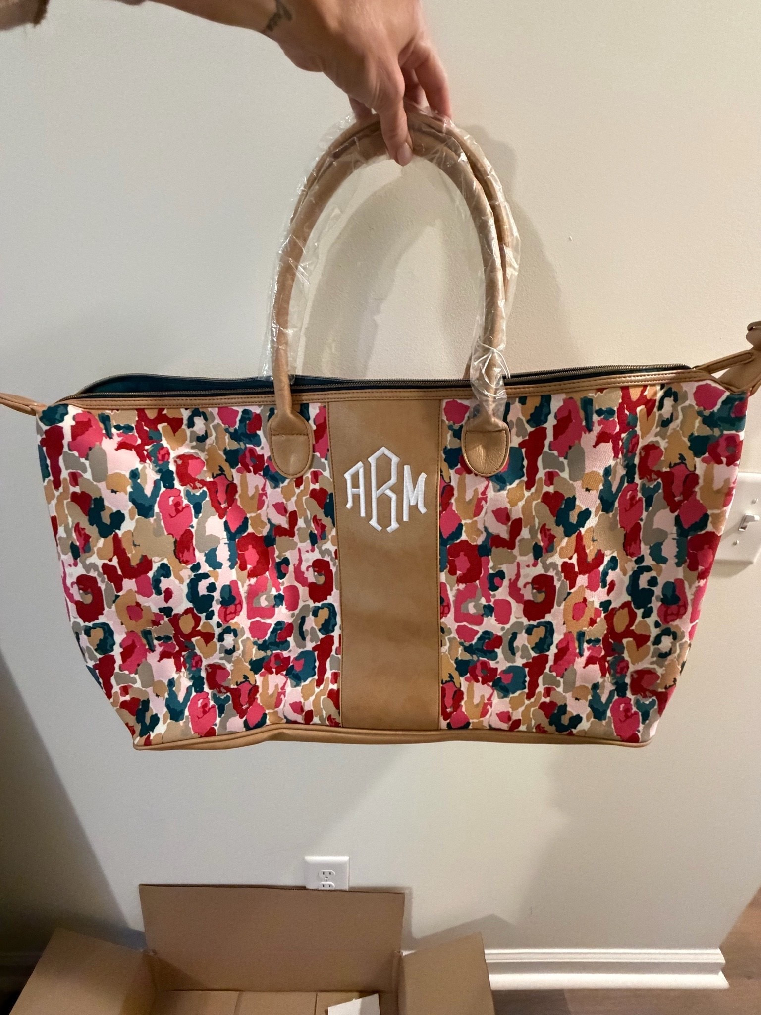I’m still swooning over this adorable @Marleylilly weekender bag. The print is absolutely gorgeous, and the monogram makes it even better. There are so many different font options that are all super chic and make this unique for you. This held so many things on my last trip, I know I will get a bunch of use out of this! 
Monogram weekender bag

#LTKOver40 #LTKWorkwear #LTKTravel