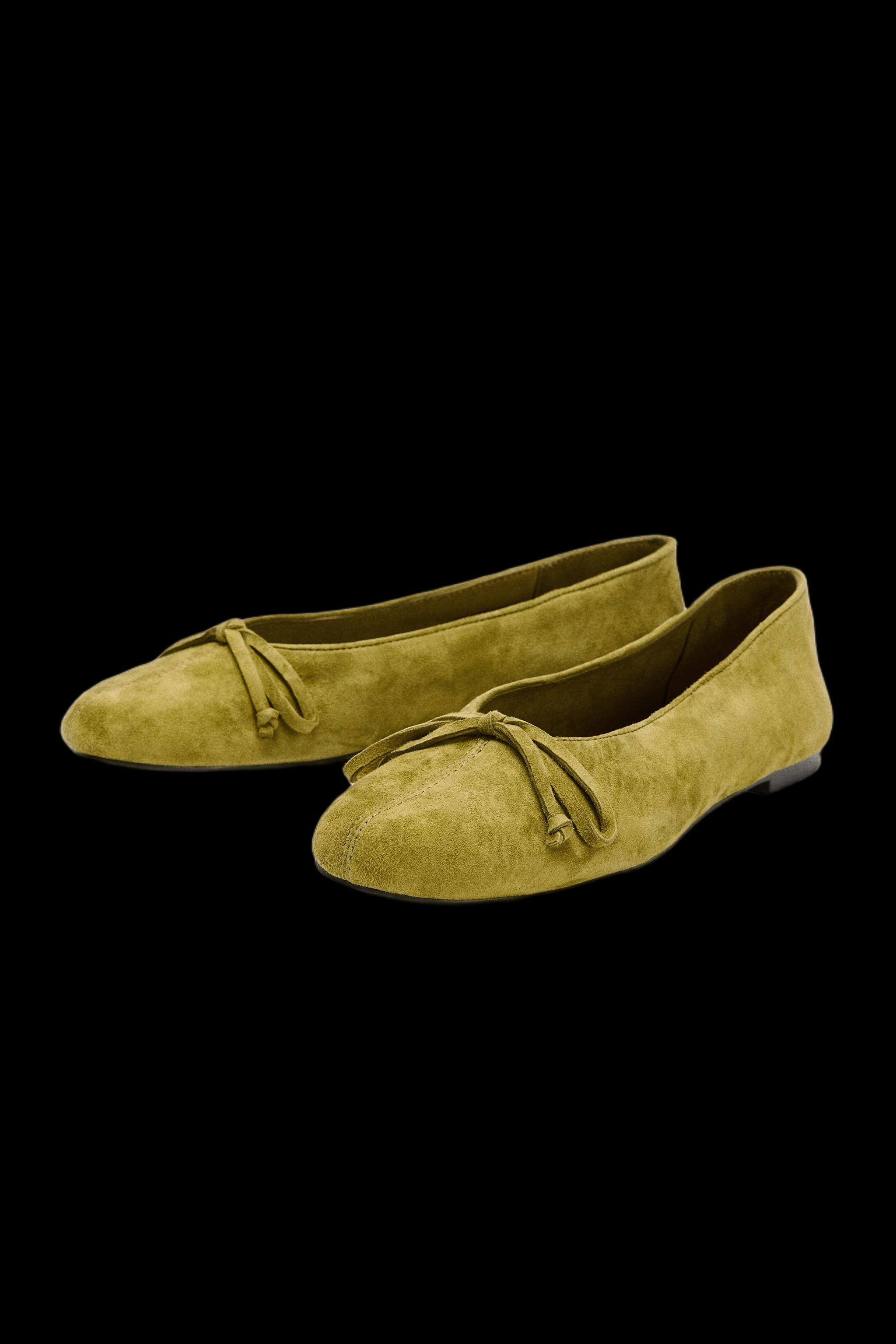 SUEDE BALLET FLATS WITH BOW | Zara US