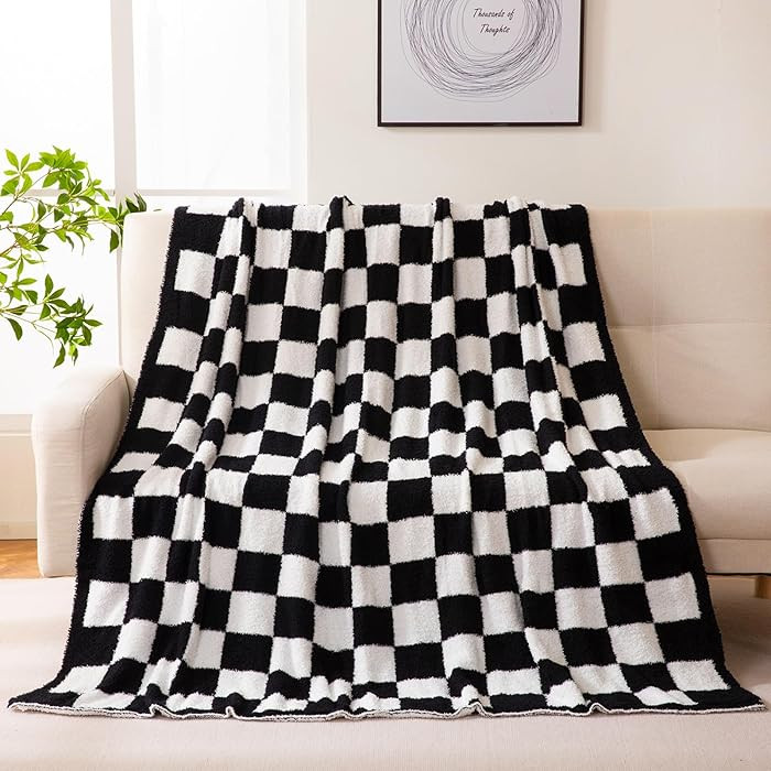 YIRUIO Throw Blanket Checkered Chessboard Fluffy Fuzzy Warmer Comfort Reversible Super Soft Cozy ... | Amazon (US)