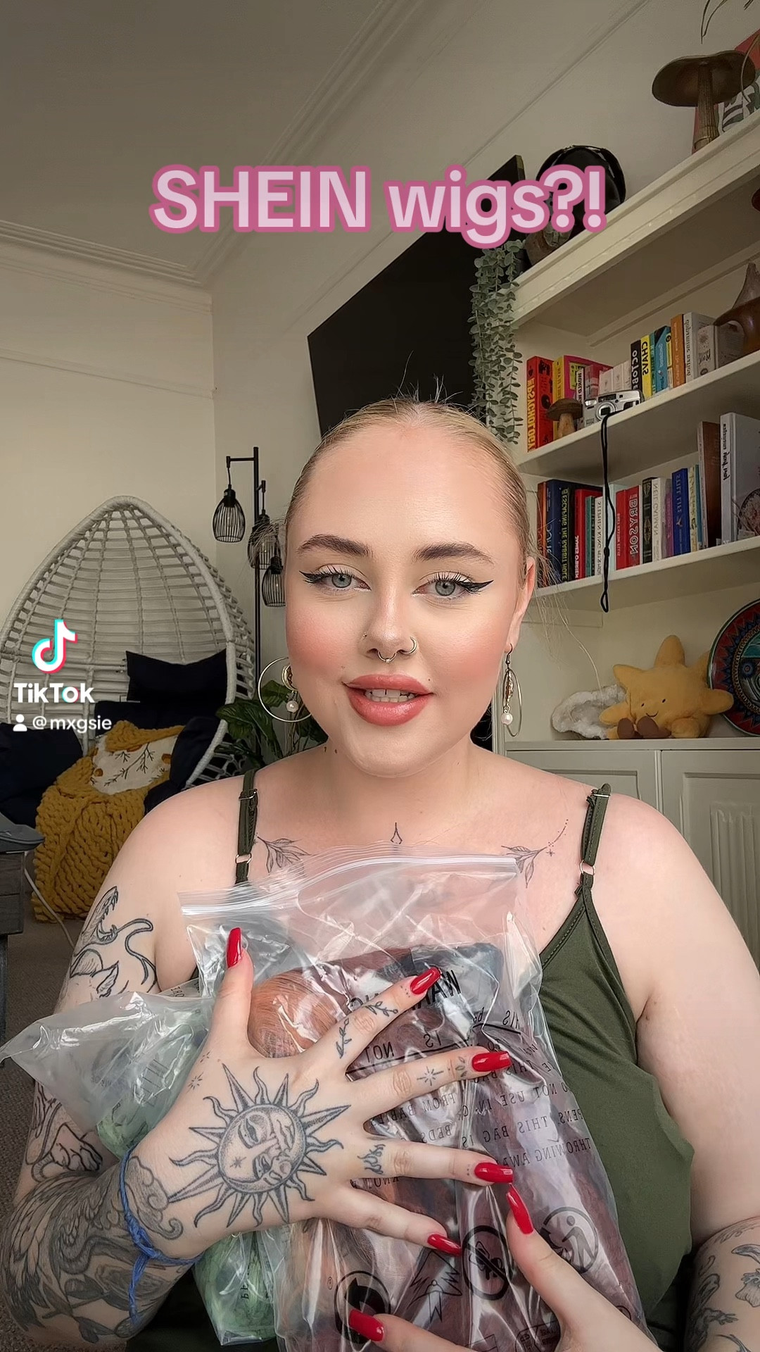 Wig review lace front 

#LTKplussize #LTKmidsize #LTKfindsunder50