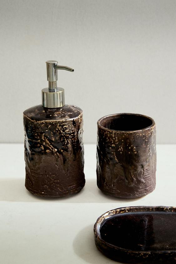 TEXTURED CERAMIC SOAP DISPENSER | Zara UK