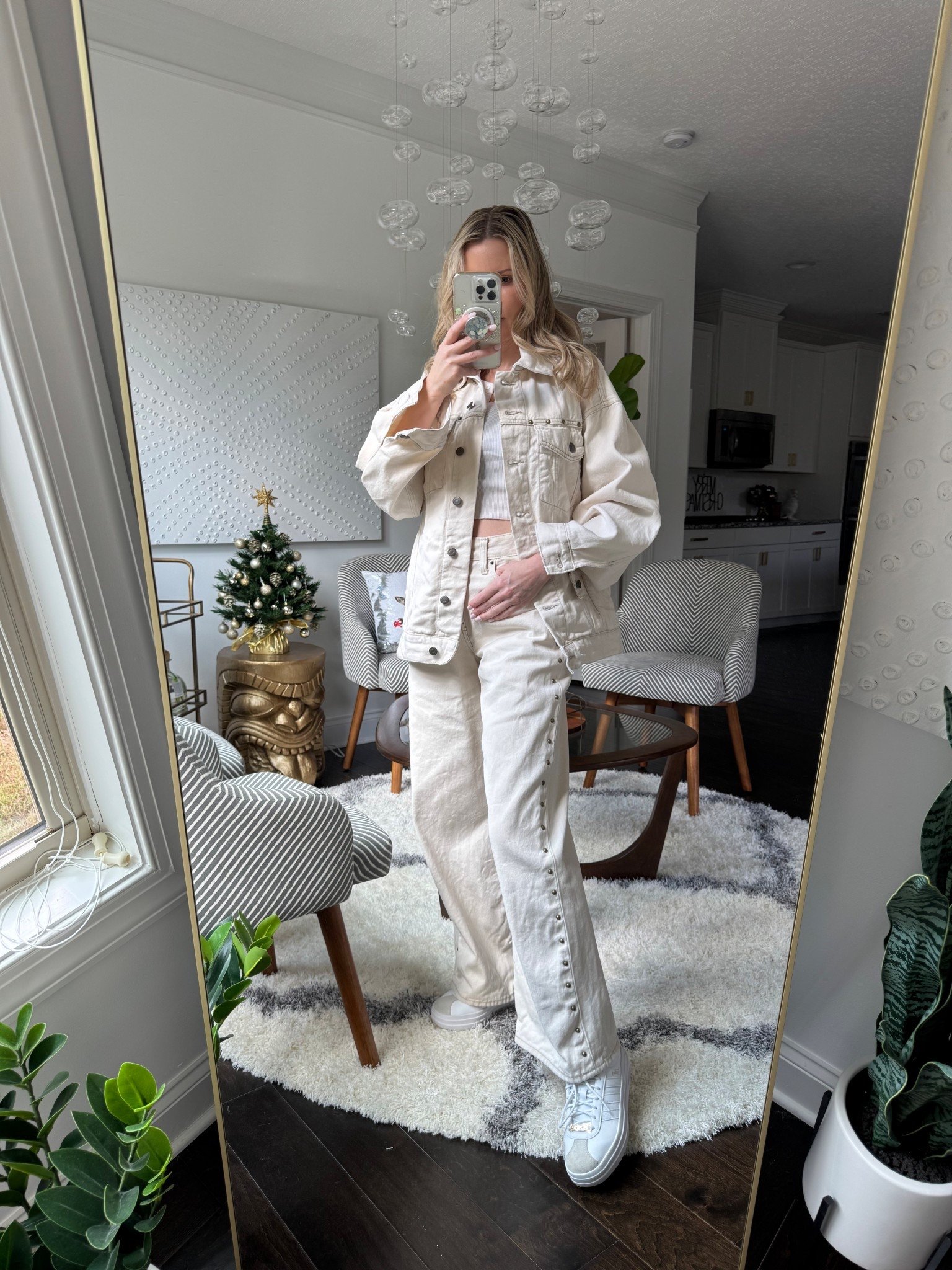 Studded denim jacket, studded jeans, cream denimm

#LTKFindsUnder50 #LTKStyleTip #LTKOver40