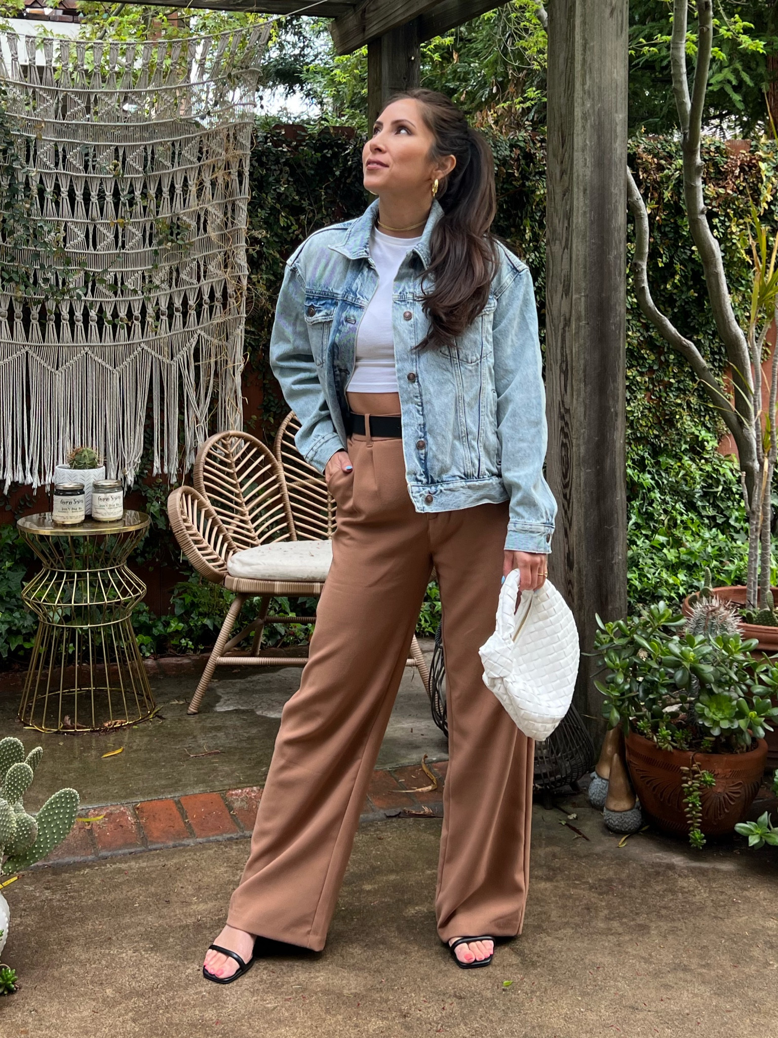 Chic, casual trouser outfit!
The perfect oversized denim jacket and wide leg, high rise trousers!
#abercrombie
#freepeople

#LTKunder100 #LTKworkwear #LTKstyletip