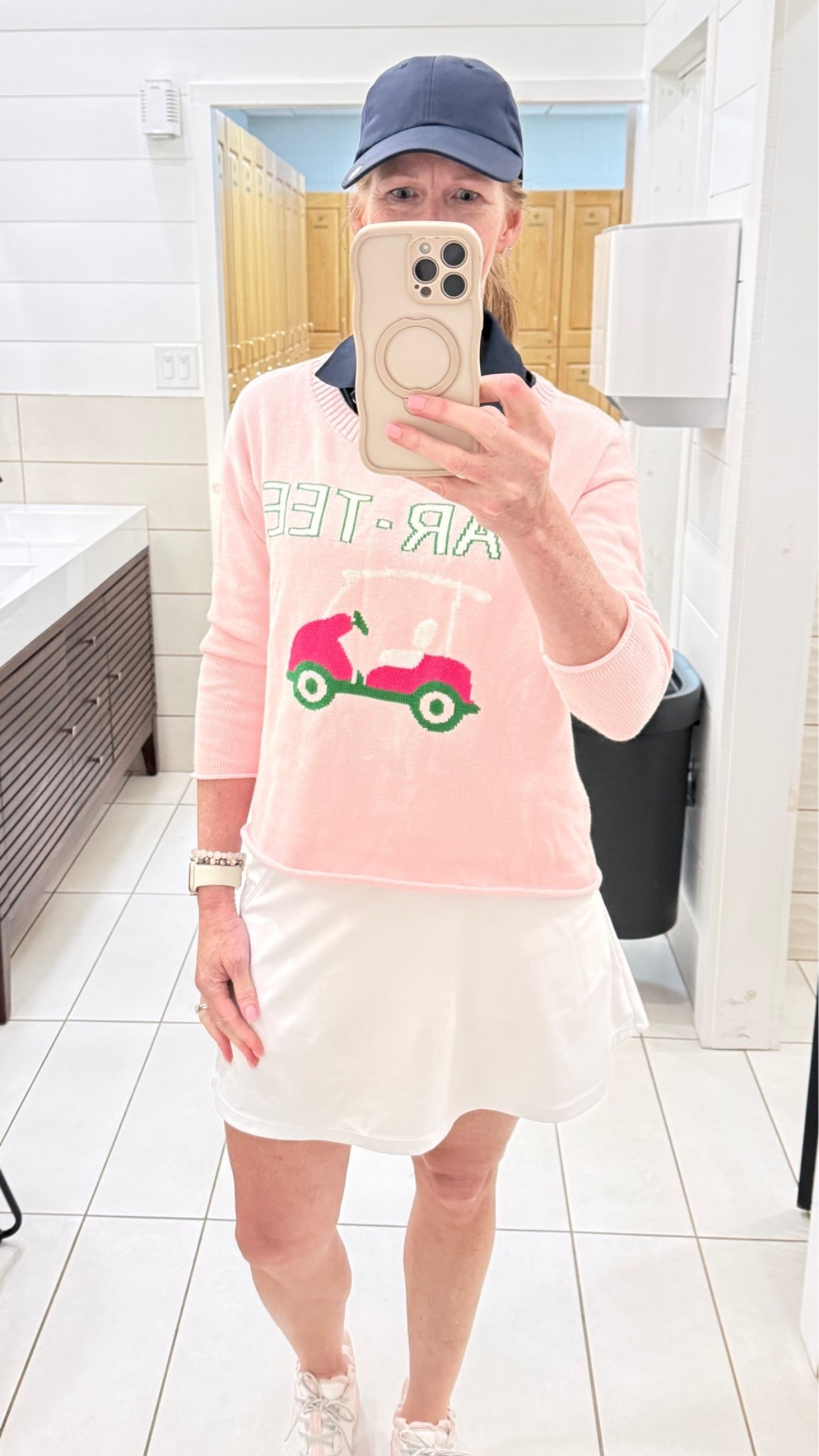 Received so many compliments on this sweater yesterday while playing. It became chilly towards the last few holes and I threw this on, perfect weight to play in.

#LTKSeasonal #LTKootd #LTKActive