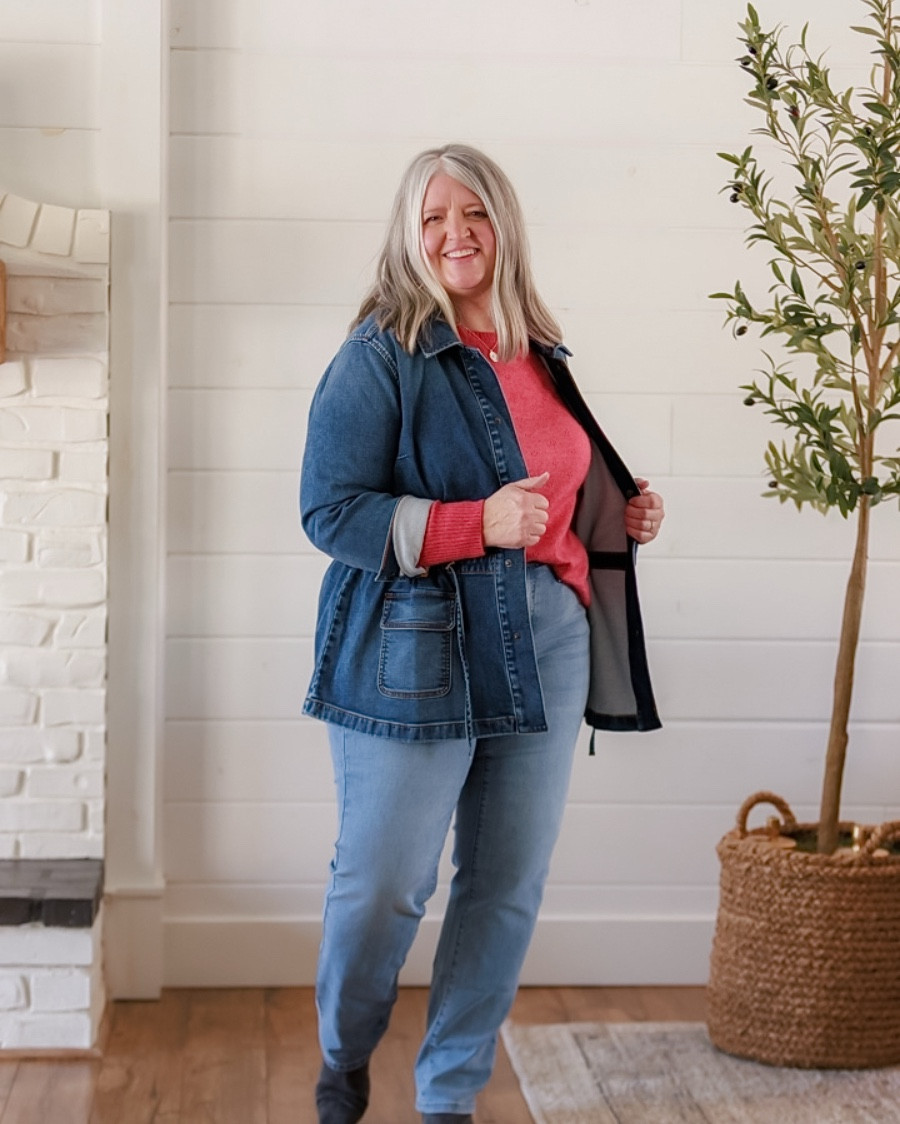 Don’t miss out on this great plus size knit denim jacket! It covers the bum, cinches at the waist, and is of so comfy! 
 Jeans- wearing the 16 || sweater 14/16 || jacket 14 

#LTKPlusSize #LTKOver40