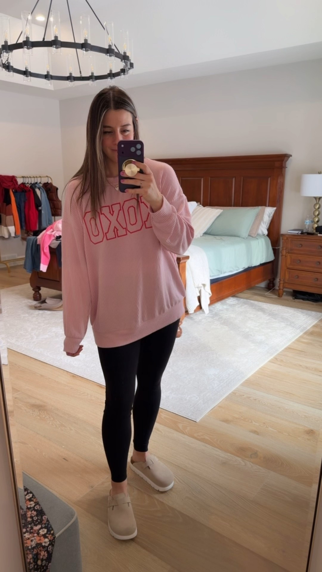 Valentine’s Day outfit idea // xoxo sweater // I sized up to an XL 

#LTKSeasonal #LTKSaleAlert #LTKFindsUnder50