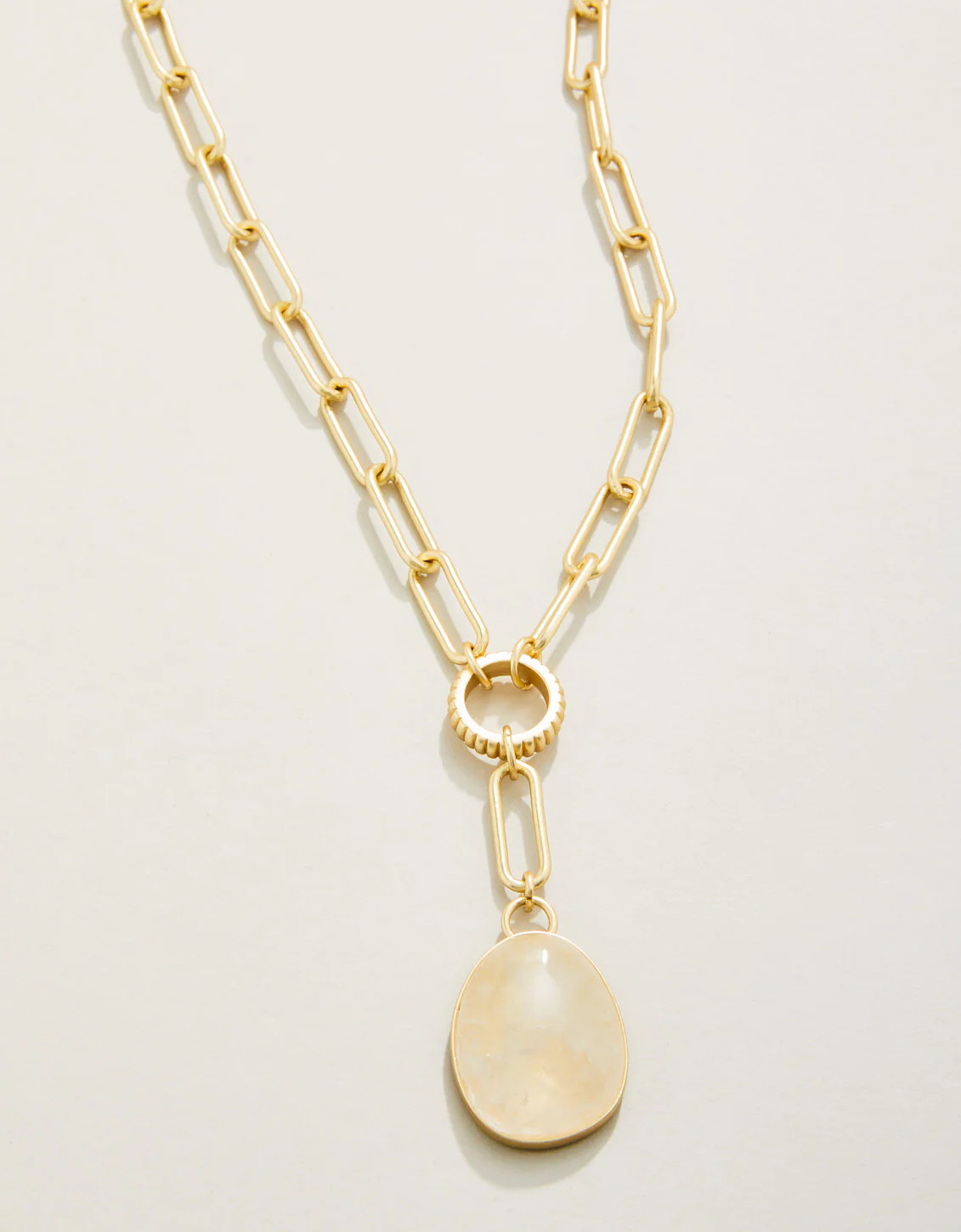 Glen Falls Necklace 17" Frosty Grey | Spartina 449