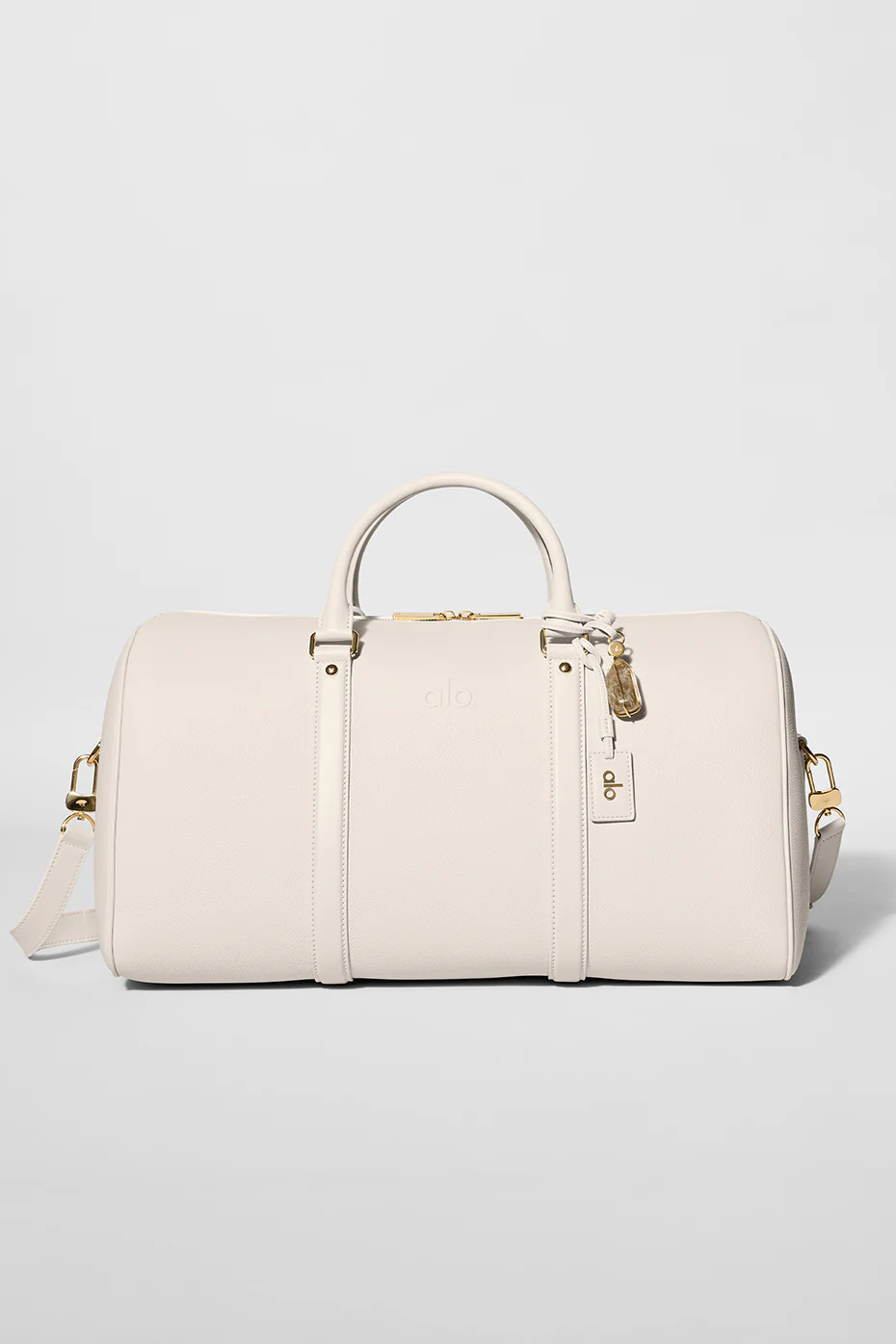 ALO Voyage Duffle Bag in Bone Leather | Alo Yoga (US)