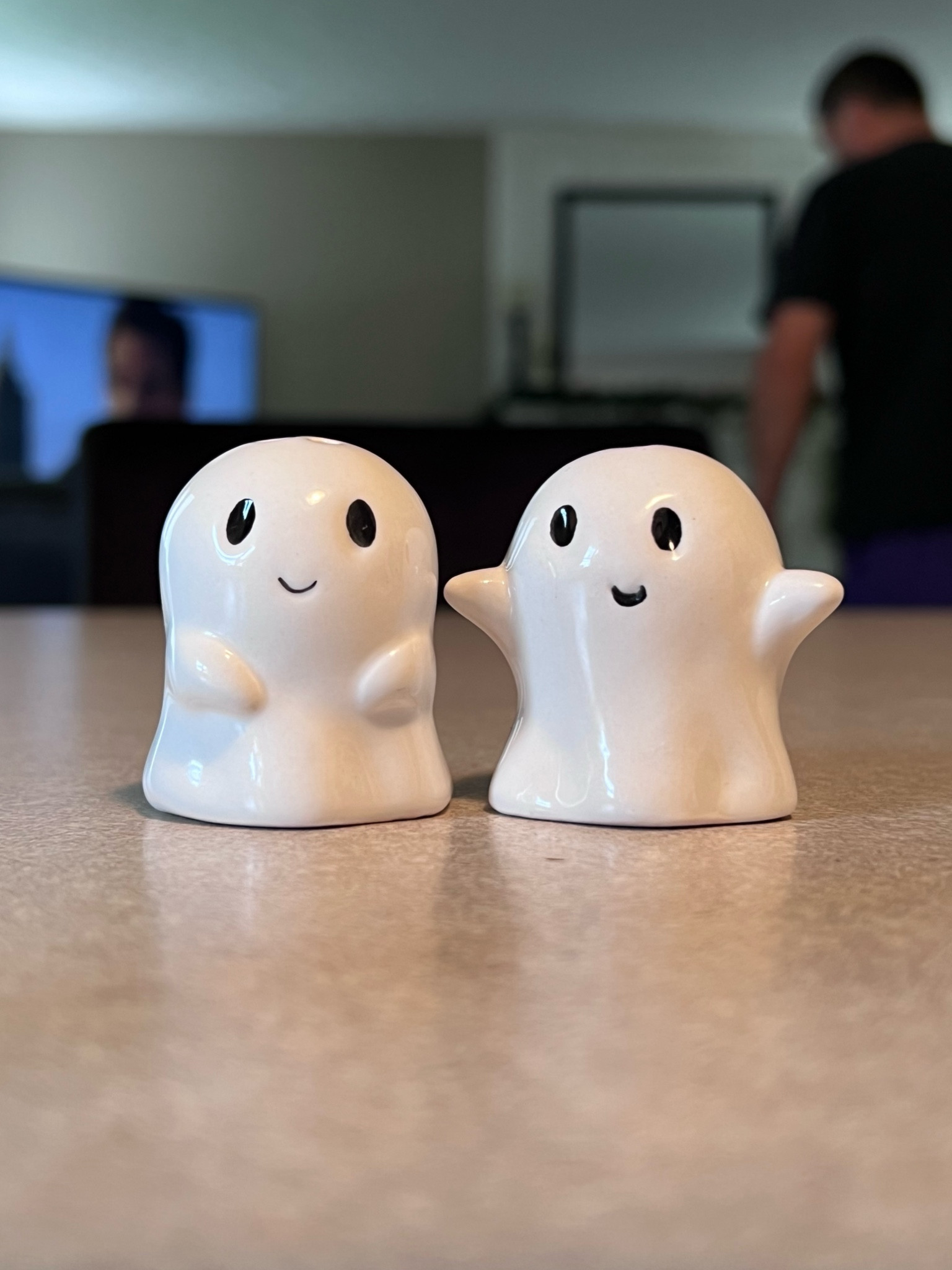 The cutest ghost salt & pepper shakers 

#LTKhome #LTKSeasonal #LTKunder50