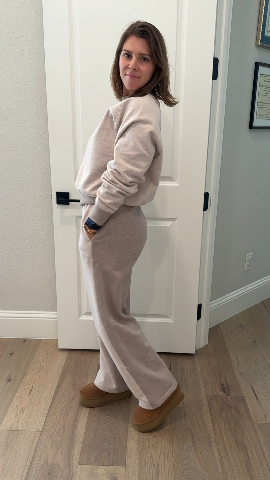 One of my favorite sweat suits this season is on major sale!!
Get an extra 30% off applied automatically in cart. 



#LTKActive #LTKSaleAlert #LTKFindsUnder100