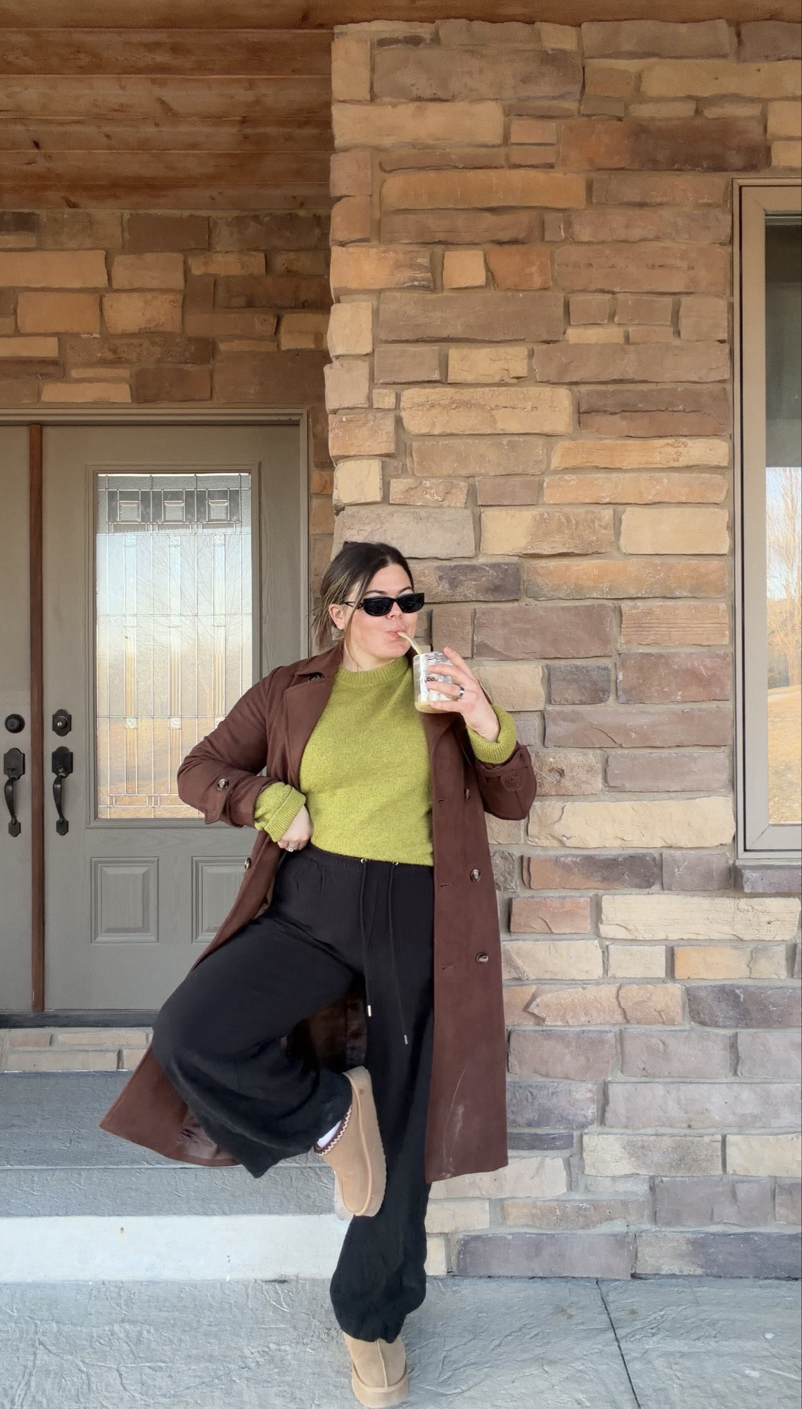 Casual winter outfit. When I order drop the kids off at school!

#LTKMidsize #LTKmomlife #LTKdayinmylife