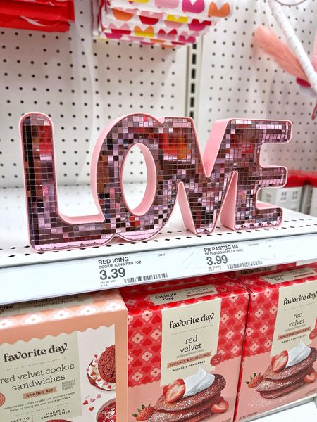 Target Valentine’s Day Decorations

 Such cute Valentine's Day decor and sweet little things from Target.

Valentine's Day | Valentine's Day decor | Valentine's Day decorations | Valentine's Day table | Valentine's Day ideas | Valentine's Day party | Valentine's Day pillow | heart pillow | scalloped pillow | scalloped heart| scalloped decor | classic home | home decor | traditional home | southern home

#LTKstyletip #LTKSeasonal #LTKhome