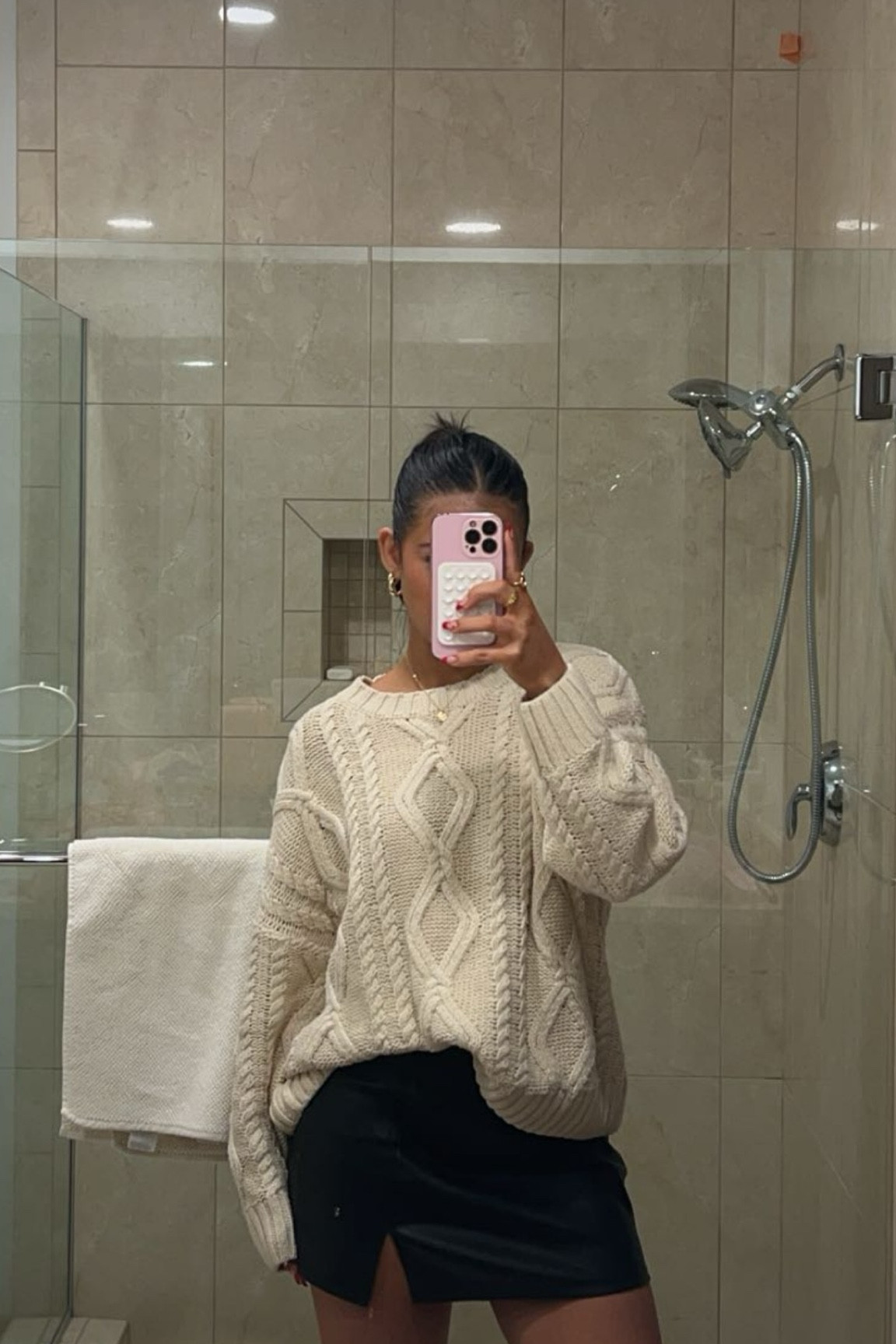 dinner fit 
sweater: s/m
skirt: small

#LTKfindsunder100 #LTKstyletip #LTKbeauty