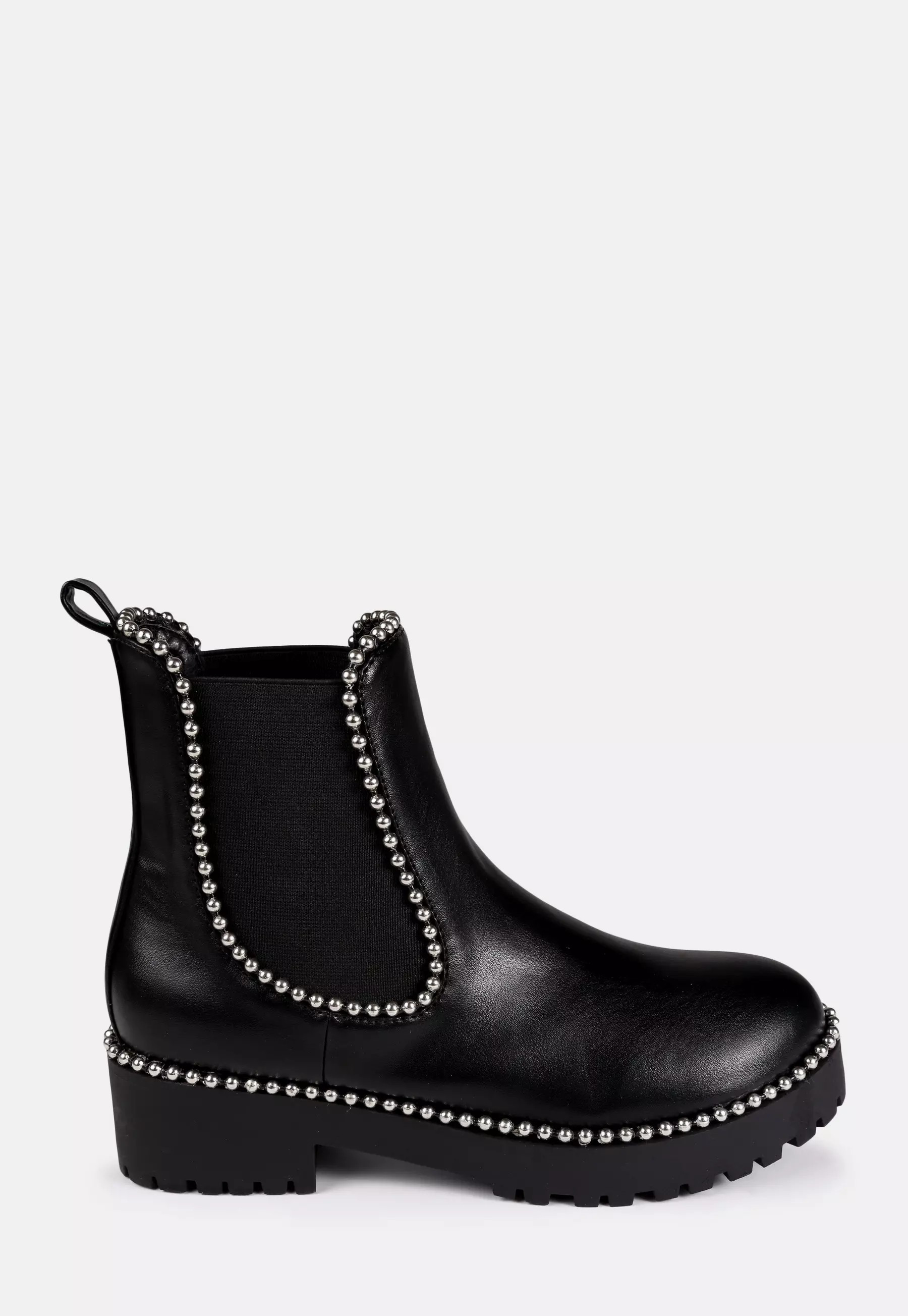 Black Ball Trim Chelsea Boots | Missguided (US & CA)