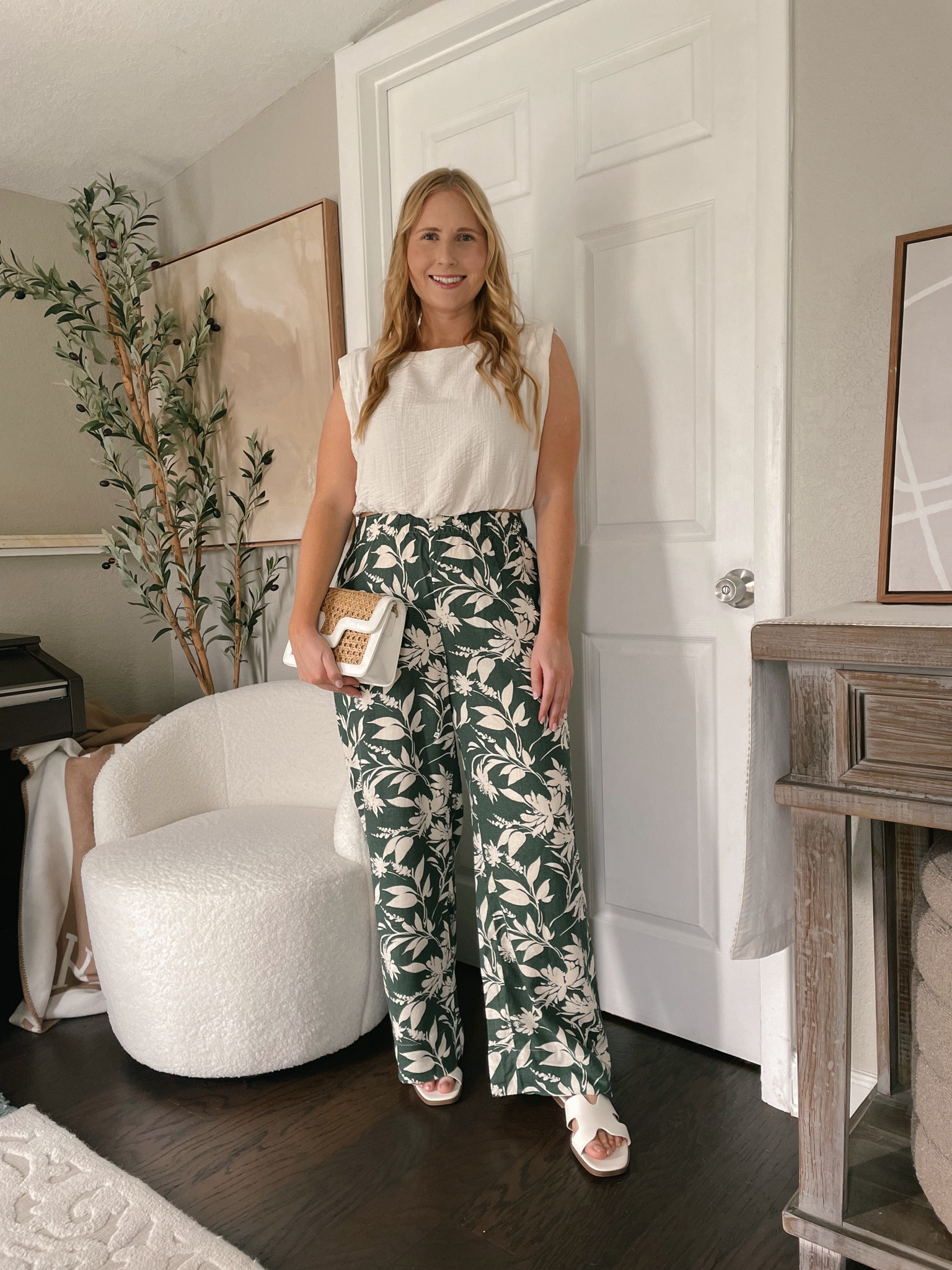 resort wear
Abercrombie 
Abercrombie and Fitch
vacation outfits
Vacation Outfit Ideaas

#LTKSeasonal #LTKsalealert #LTKmidsize