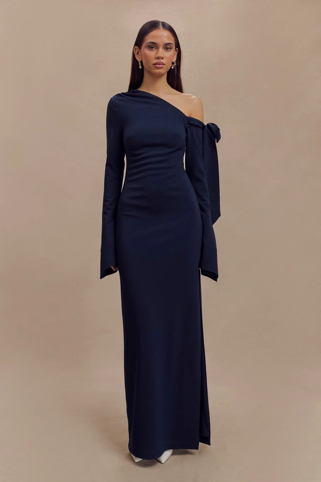 Nicola One Shoulder Crepe Maxi Dress - Dark Navy | MESHKI US