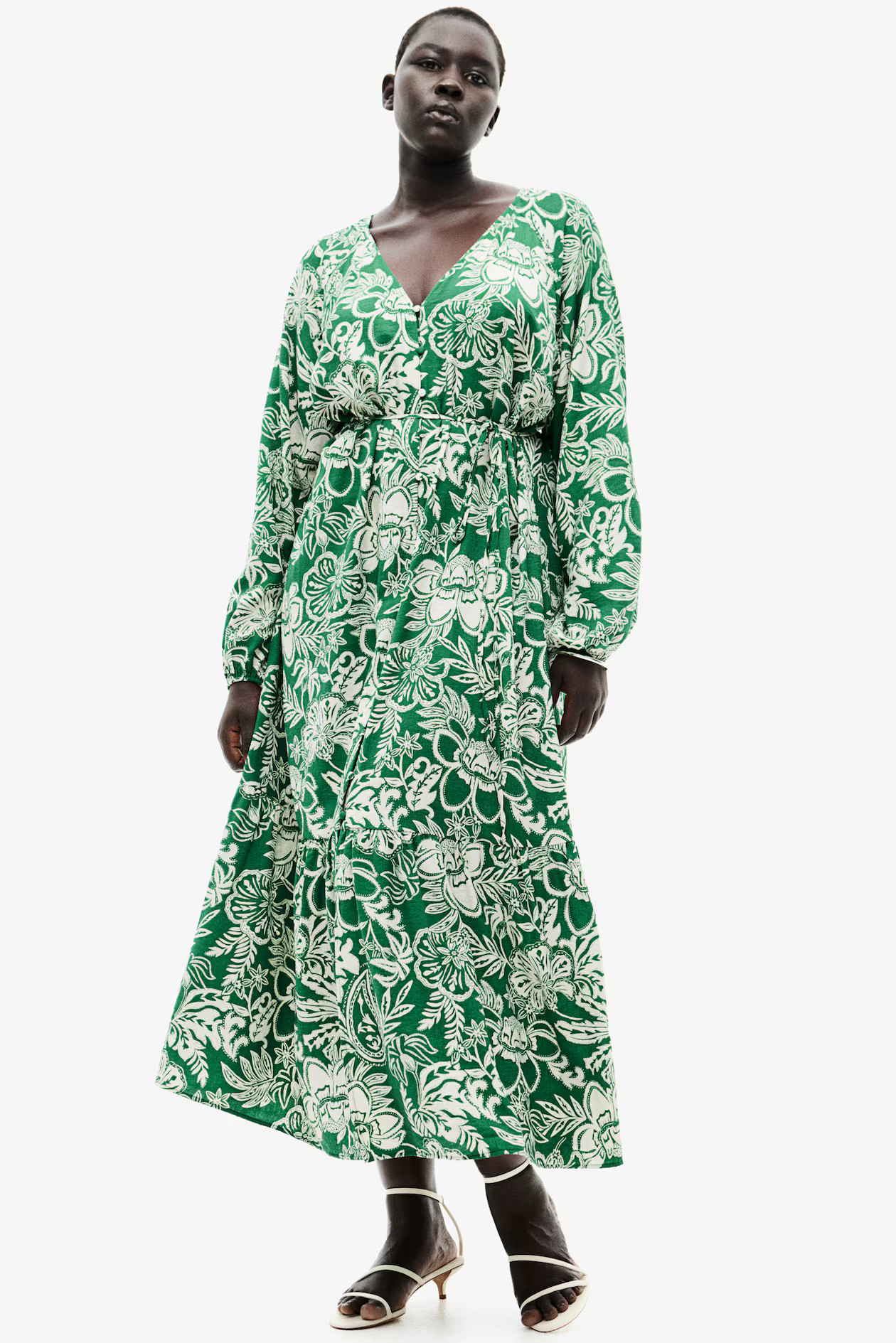 Tie-belt crêpe dress | H&M (UK, MY, IN, SG, PH, TW, HK)