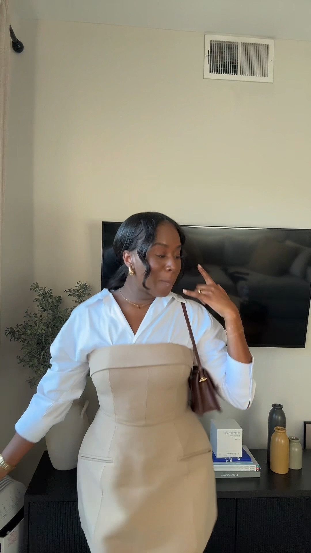 Fall Outfit Ideas 
Dress: Oh Polly 
Bag: Jacquemus