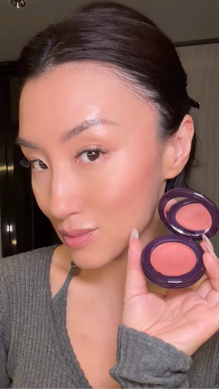 For over 40 skin, not all blushes are created the same… And this one is made for it!

The texture on the Coming In Hot Blush from Sarah Creal Beauty is what really makes the difference — it doesn’t just sit on the skin, it melts in and gives that soft, diffused glow that looks effortless (and never heavy).

Also love that you can keep it sheer or build it up depending on the mood — it just adapts.

If you’re navigating makeup over 40, this is one of those formulas that actually works with your skin, not against it.

Which shade are you reaching for first? 💕

#beautyover40 #makeupovert40 #blushroutine #dewyskinlook #sephorafinds

#LTKOver40 #LTKselfcare #LTKBeauty