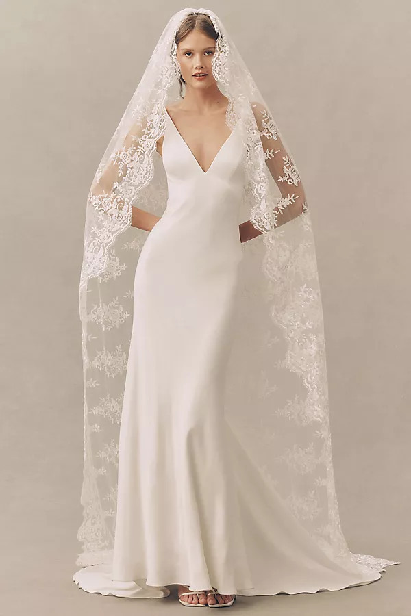 Lace Mantilla Cathedral Veil | Anthropologie (US)