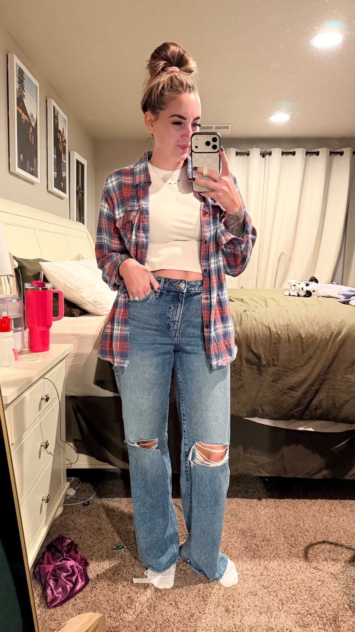 OOTD. 

What I wore to the spa. 
When I’m giving headspas I need comfortable pants that aren’t too tight and comfortable shirts my arms can move in. 



#LTKFindsUnder100 #LTKootd #LTKMidsize