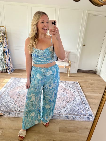 Such a cute vacation look! I’m wearing a med in the top and large bottoms. Vacation - resort wear - spring outfit 

#LTKmidsize #LTKSeasonal #LTKstyletip