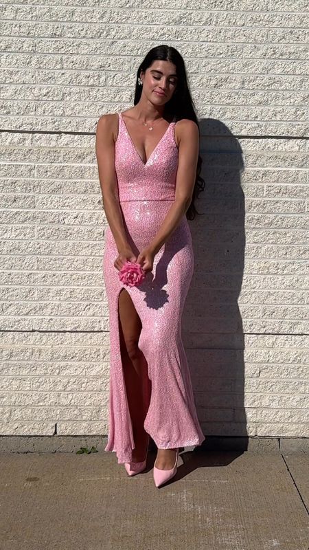 Pink wedding guest dress 


#LTKsummer #LTKwedding #LTKpartywear